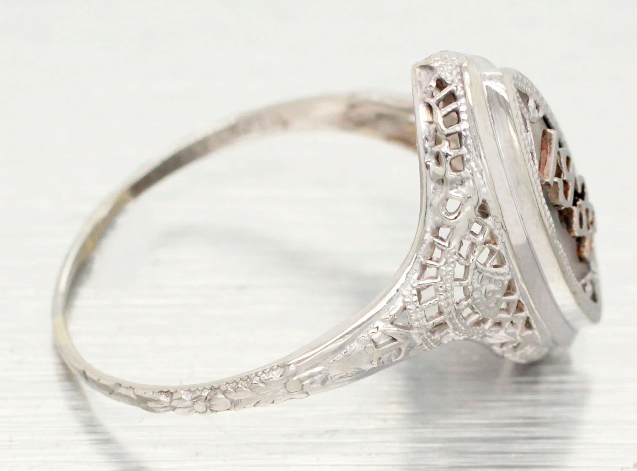 1938 Antique Art Deco Resin Marquise Cocktail Ring - 14k White Gold - Size 8 - Image 3
