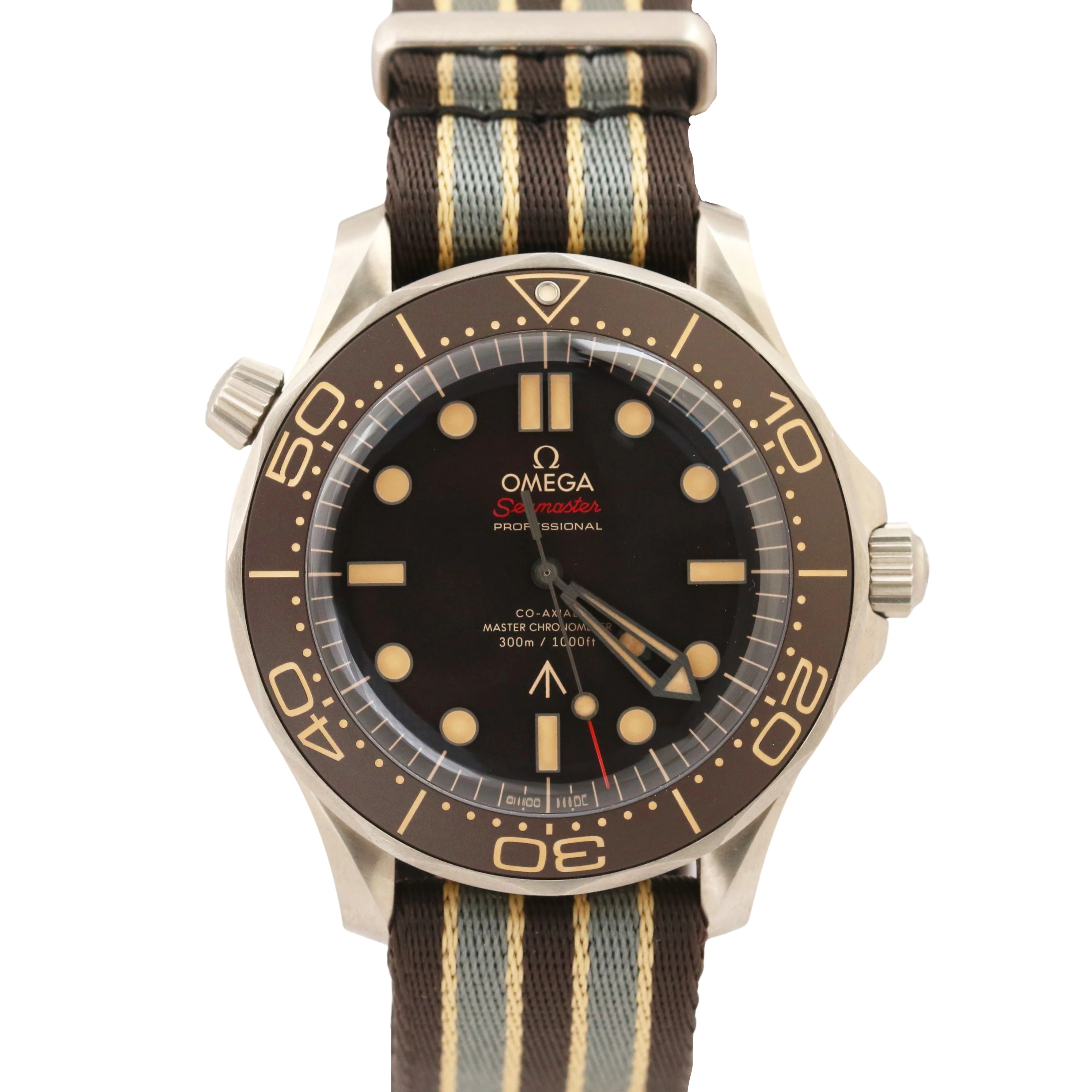 2023 PAPERS Omega Seamaster 007 Bond Titanium BROWN 42mm 210.92.42.20.01.001 BOX