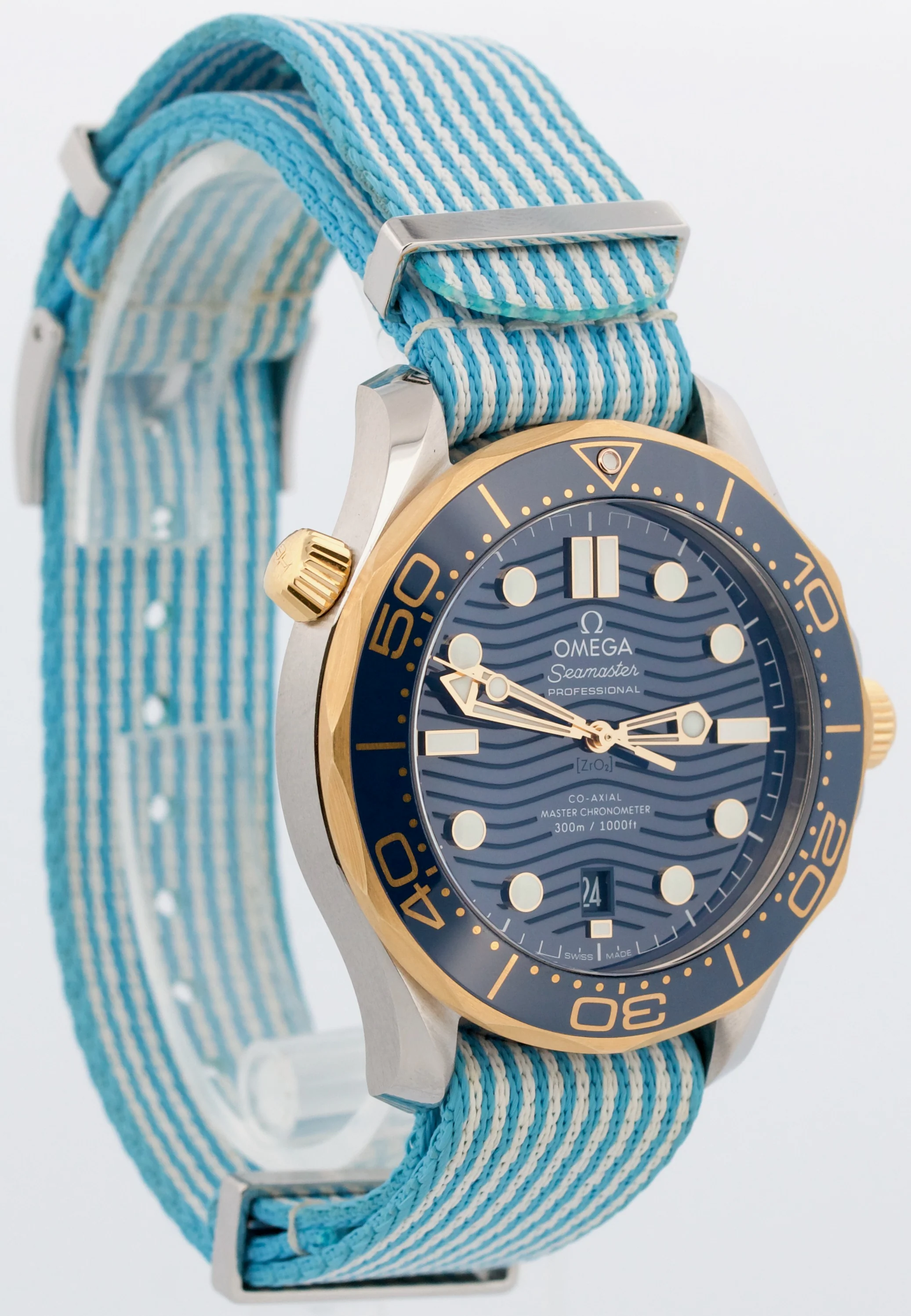 2023 PAPERS Omega Seamaster Diver 300M BLUE WAVE 42mm 210.22.42.20.03.001 BOX - Image 4