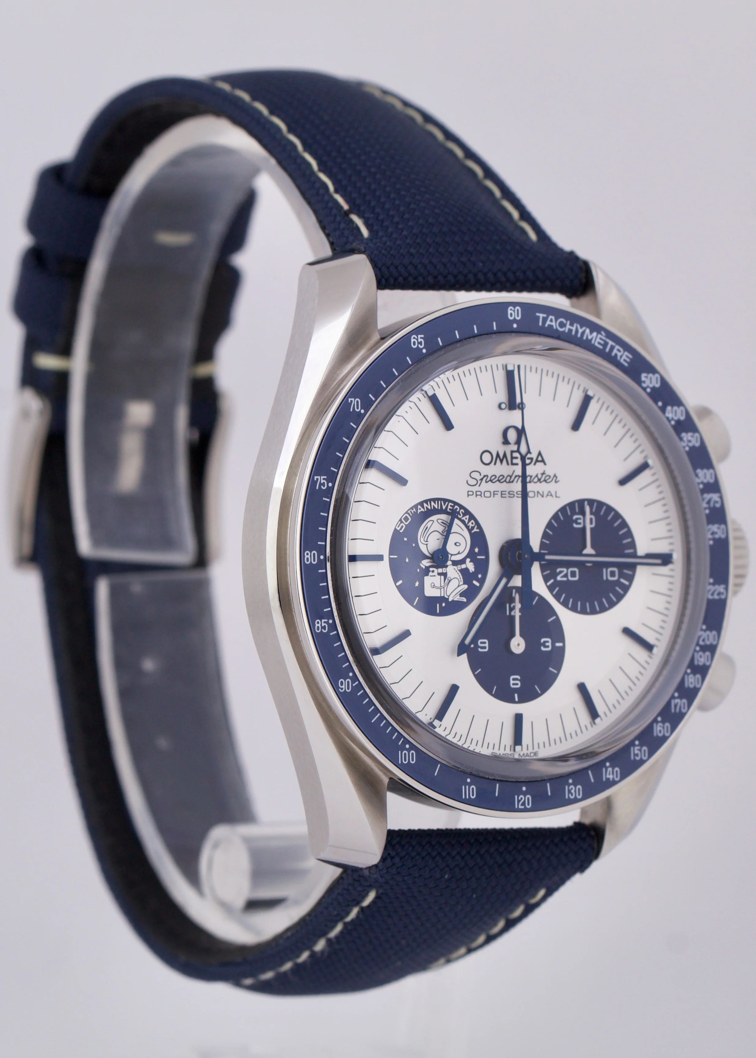 2024 PAPERS Omega Speedmaster SILVER SNOOPY AWARD BLUE 310.32.42.50.02.001 BOX - Image 4
