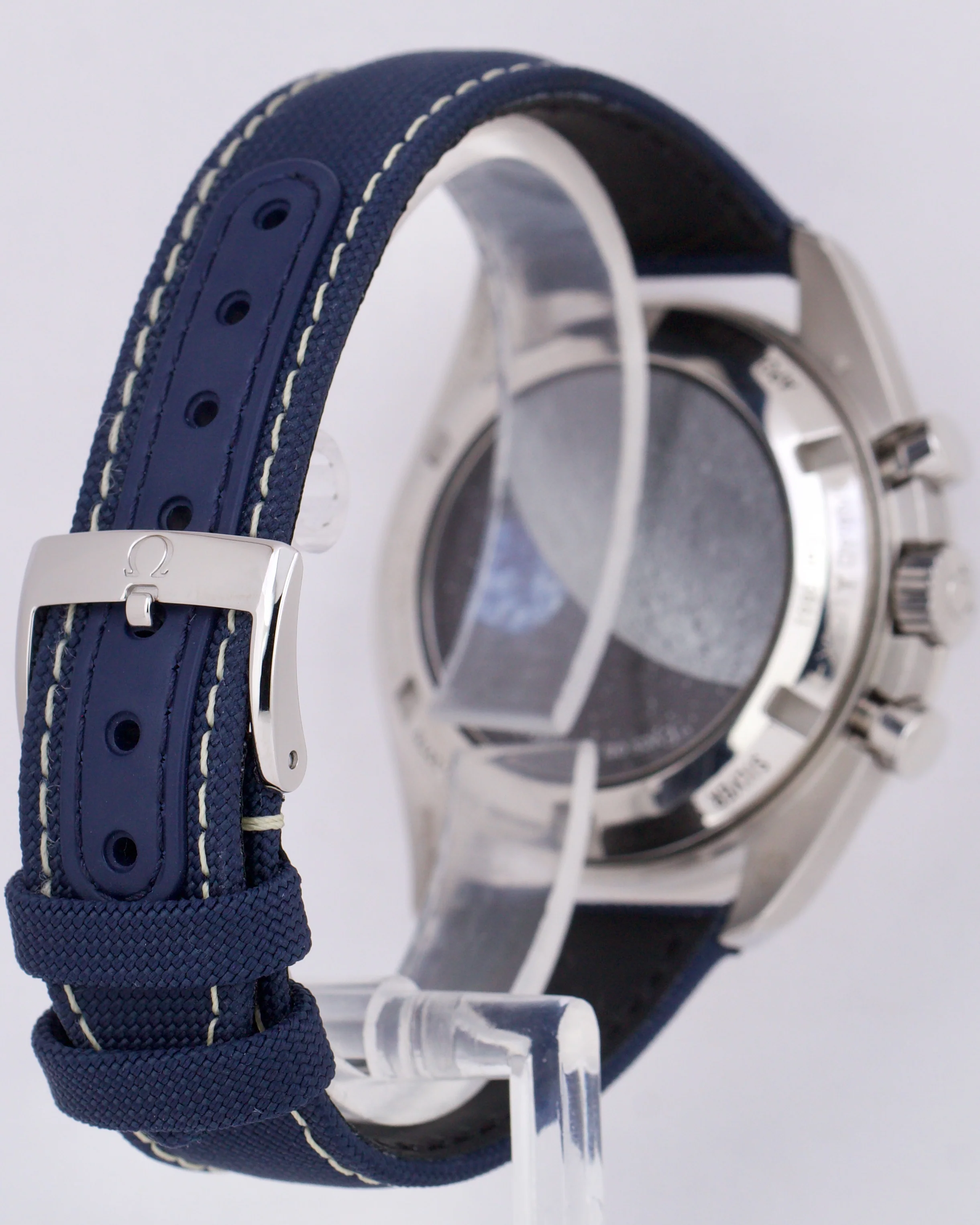 2024 PAPERS Omega Speedmaster SILVER SNOOPY AWARD BLUE 310.32.42.50.02.001 BOX - Image 5