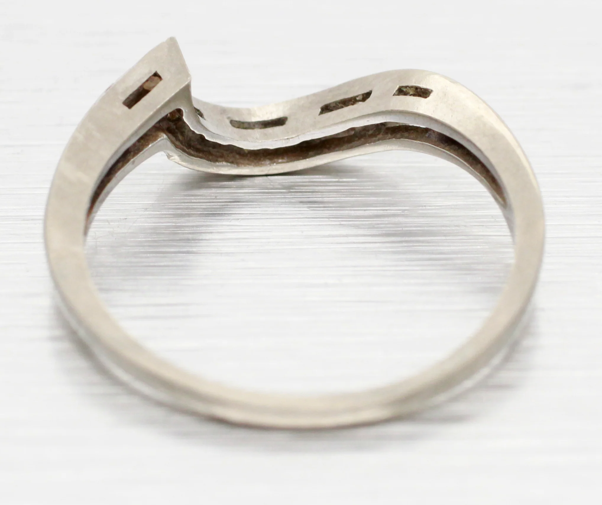 Antique Art Deco 0.07ctw Diamond Curved Band Ring - 14k White Gold - Size 6.5 - Image 5