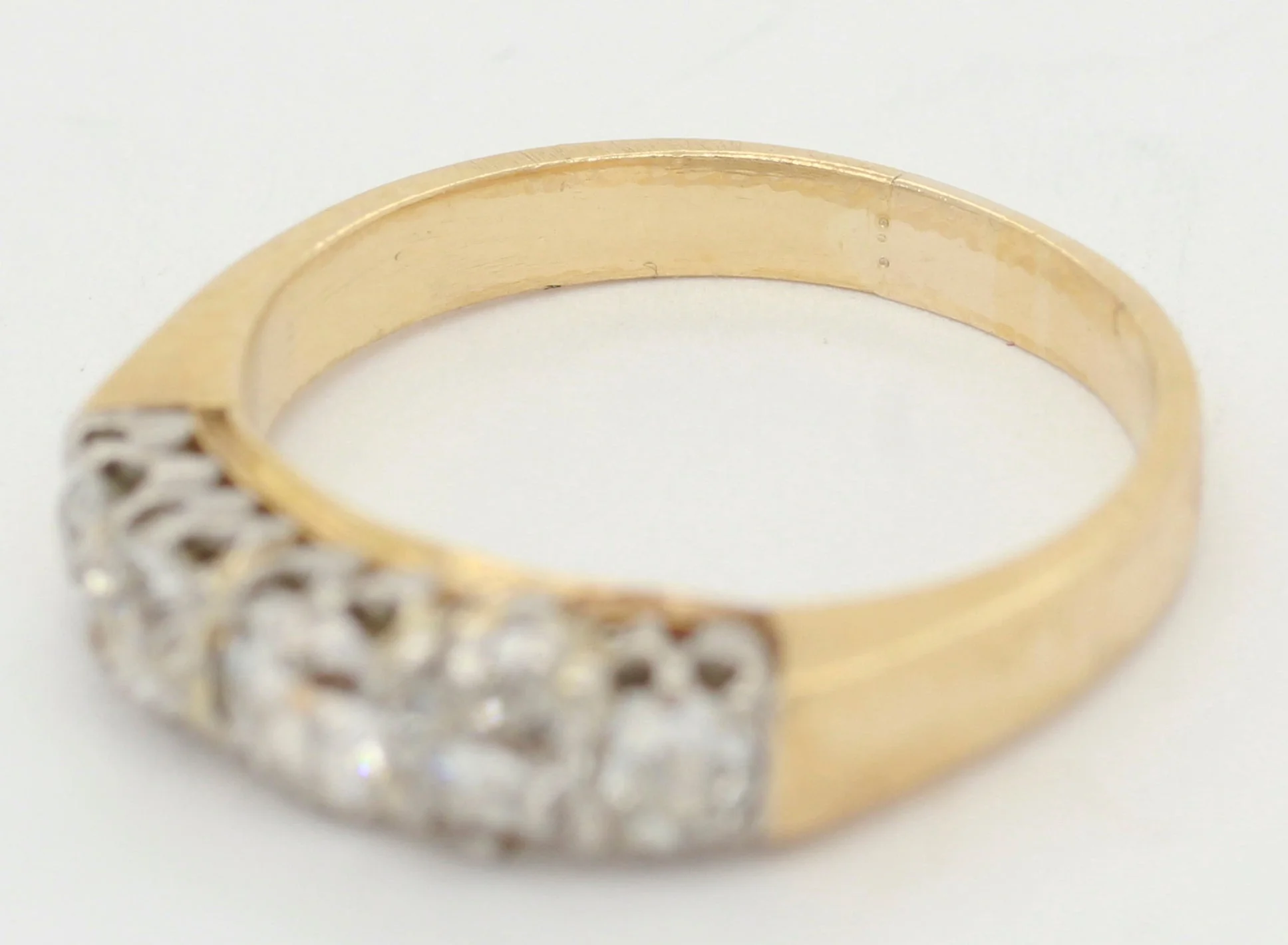 Antique Art Deco 0.60ctw Single Row Diamond Band Ring - 14k Yellow Gold - Image 3