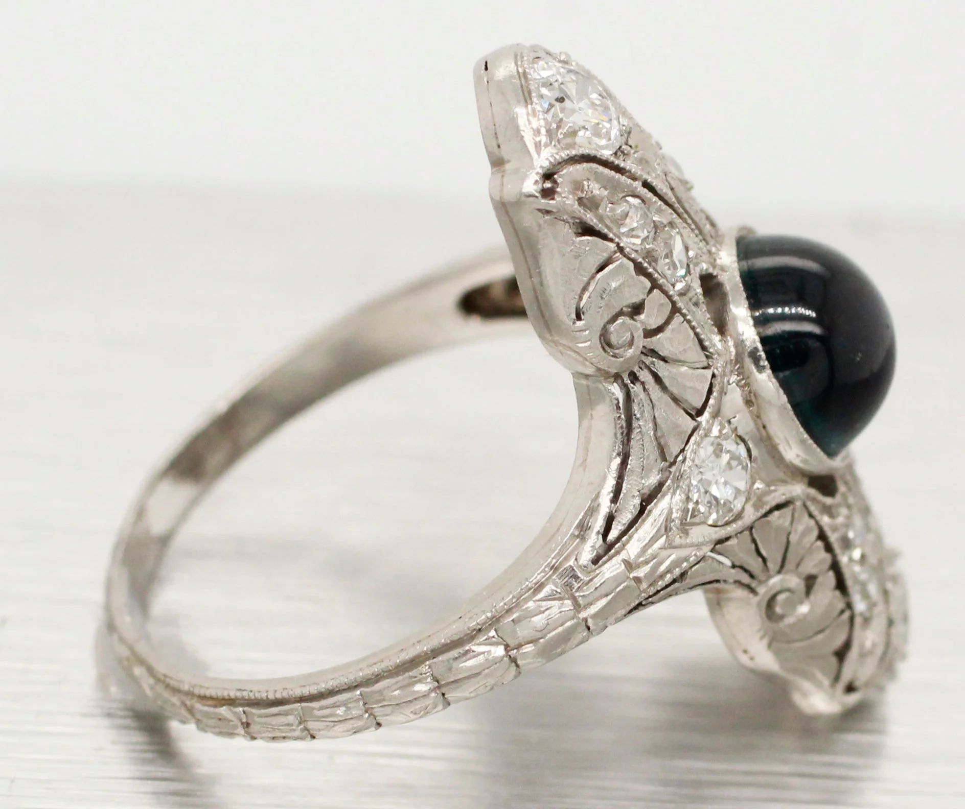 Antique Art Deco Cabochon Sapphire Cocktail Ring - 18k White Gold & Diamonds - Image 3