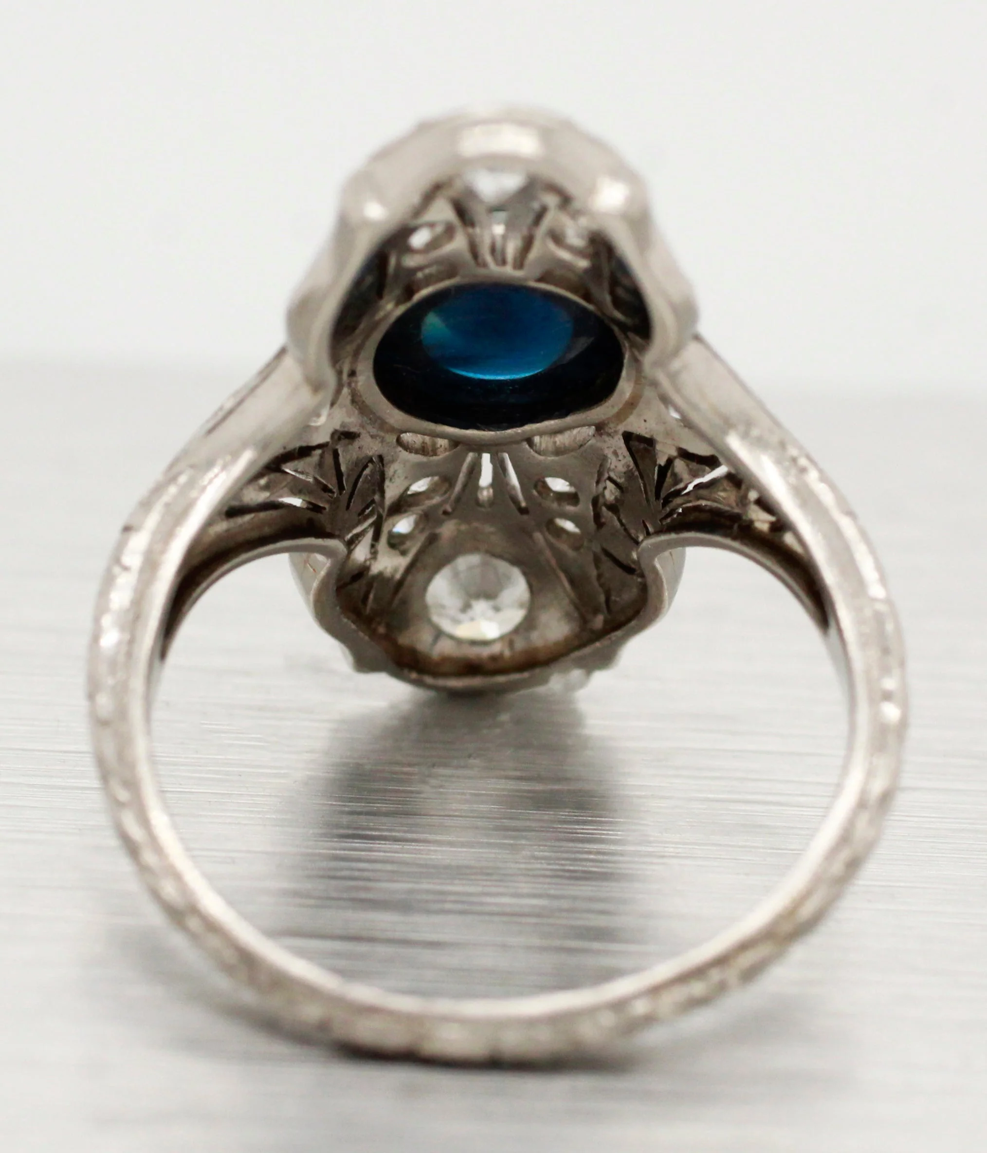 Antique Art Deco Cabochon Sapphire Cocktail Ring - 18k White Gold & Diamonds - Image 4