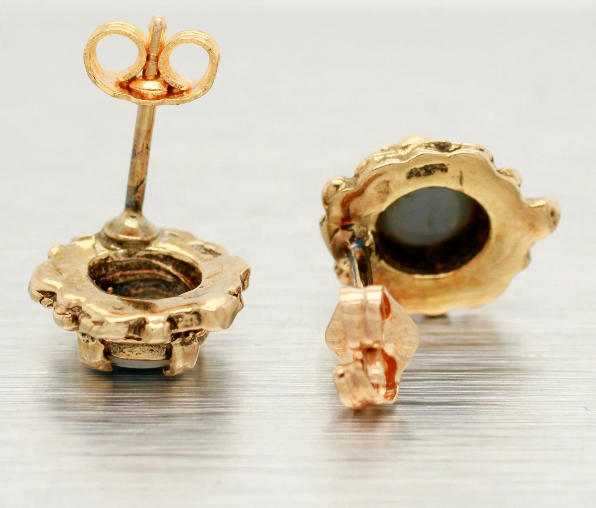Antique Art Deco Opal Stud Earrings - 14k Yellow Gold Floral Shape - Image 4