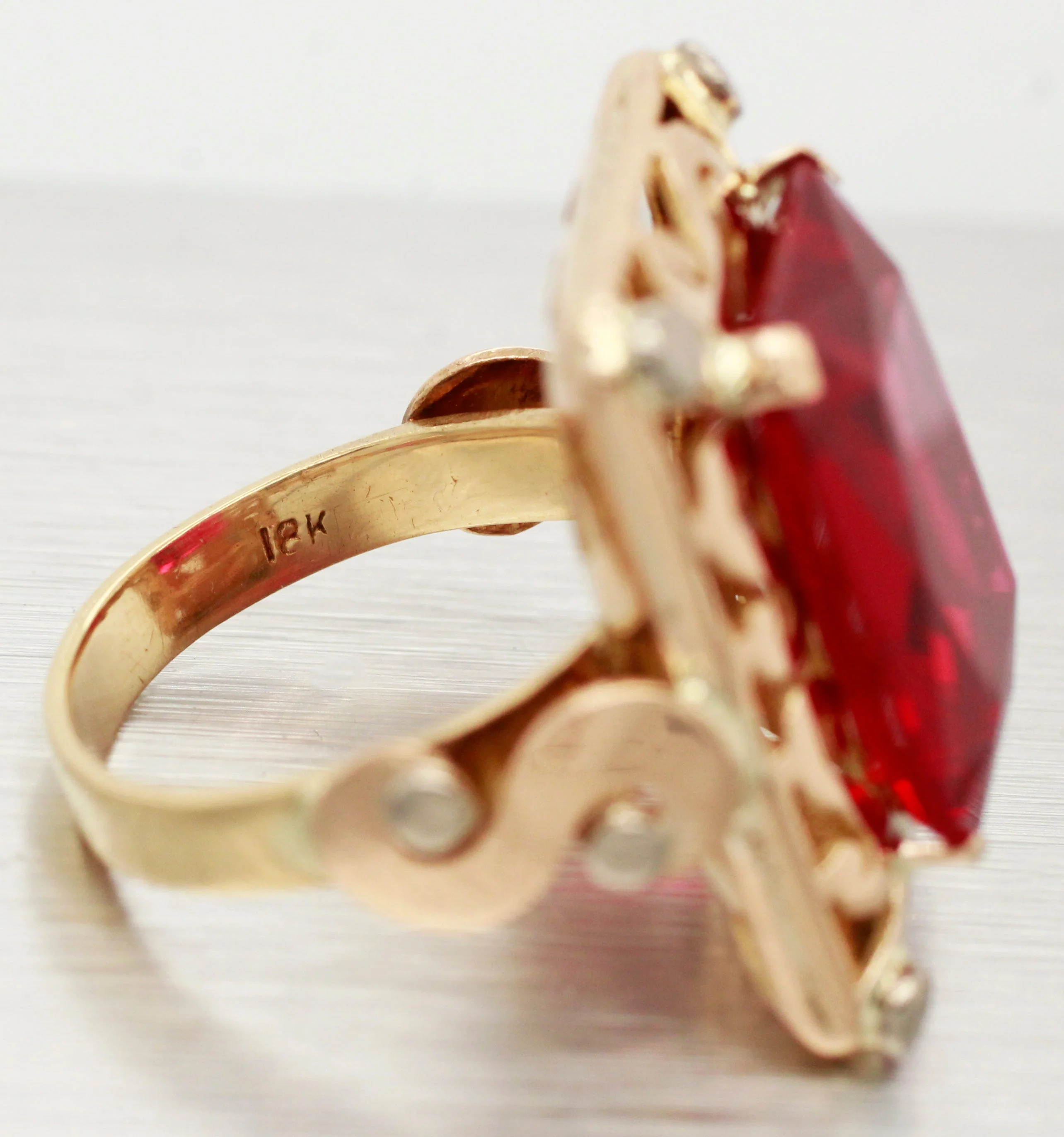 Antique Art Nouveau 14ct Rectangle Ruby Cocktail Ring - 18k Yellow Gold - Size 7 - Image 6