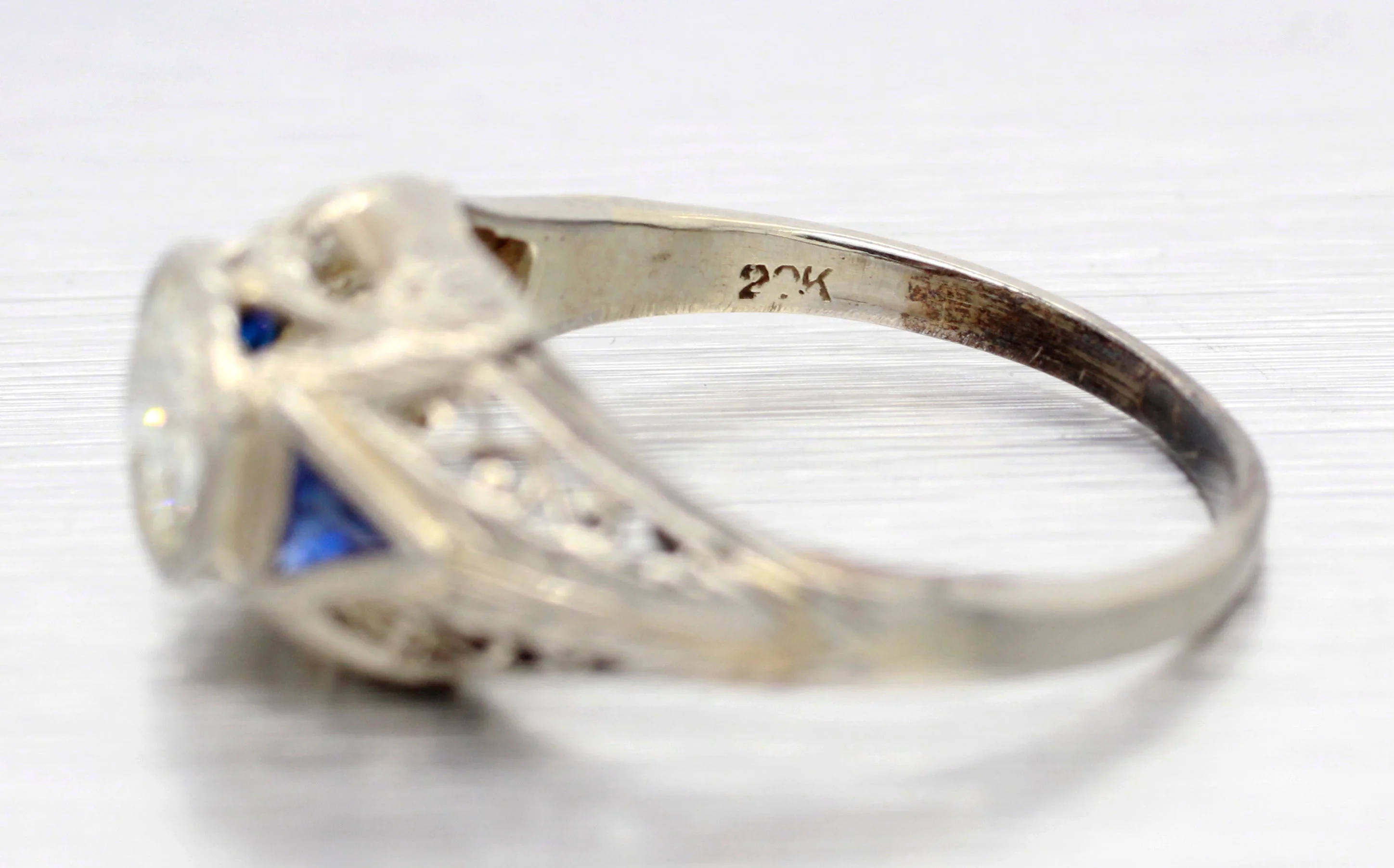 Art Deco 0.90ct Diamond & Sapphire Filigree Ring - 22k White Gold | Size 6.75 - Image 2