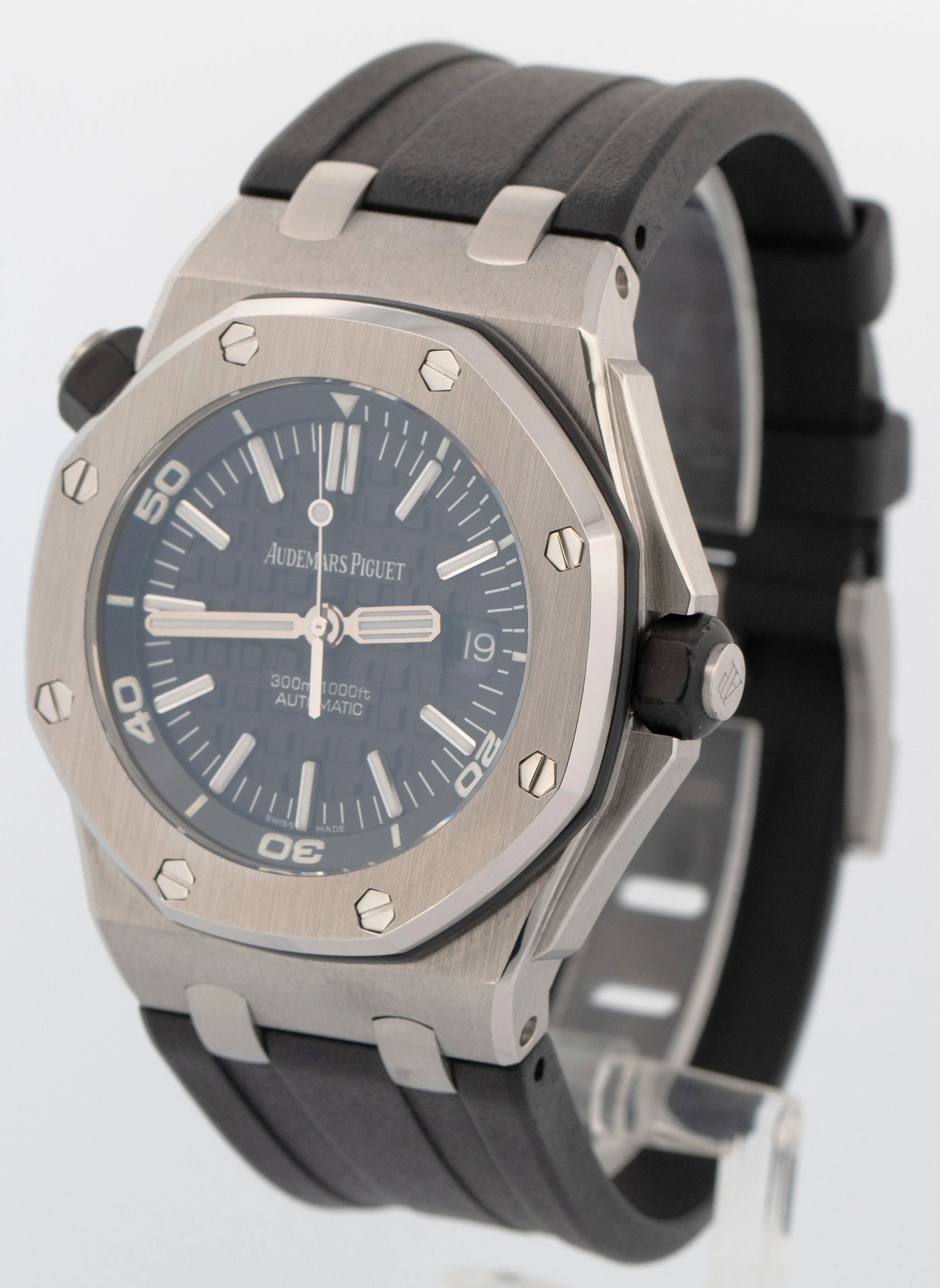 Audemars Piguet Royal Oak Offshore Diver 15703ST 42mm Steel Rubber Date Watch - Image 4