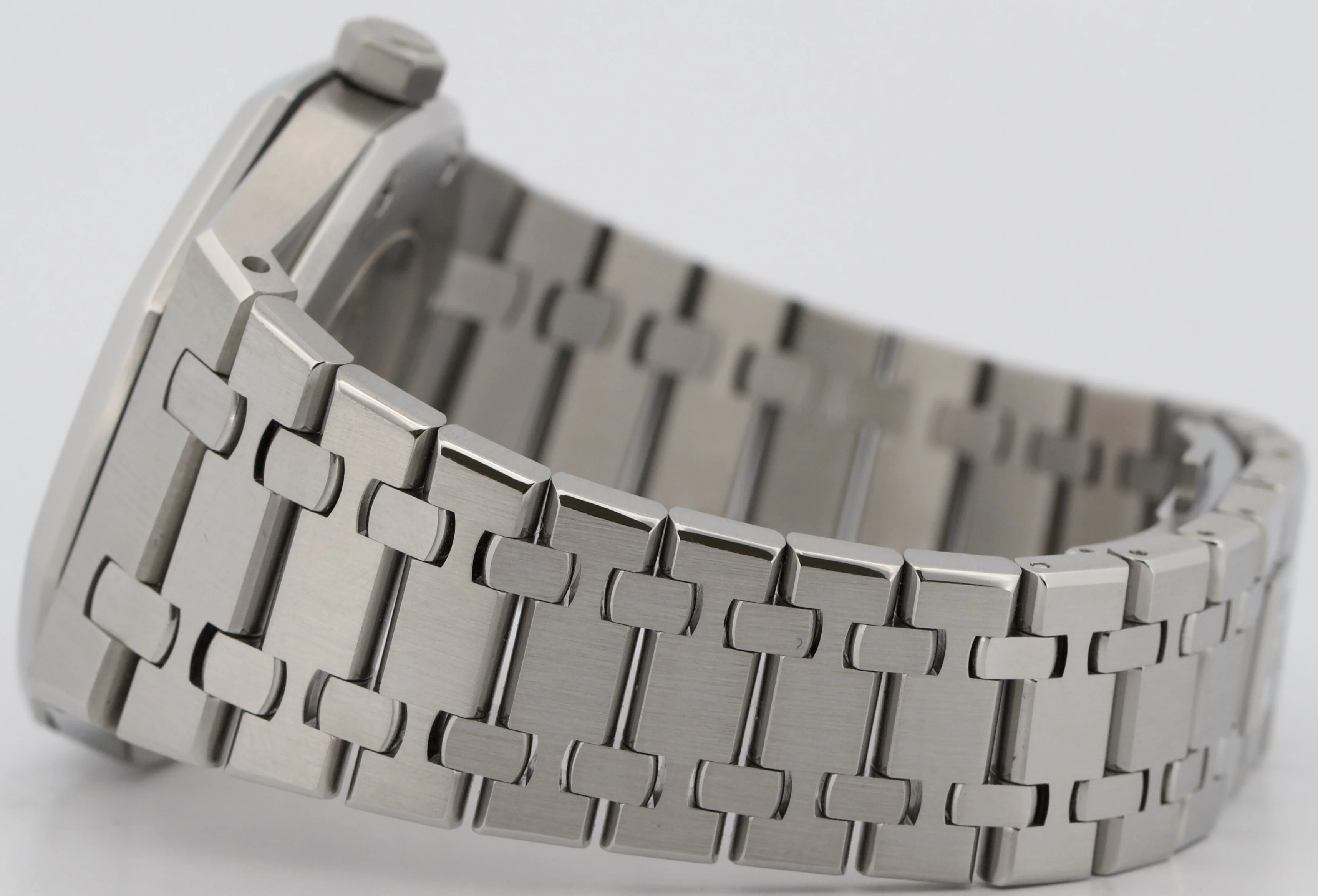 Audemars Piguet Royal Oak WHITE Stainless Steel 41mm Watch 15400ST.OO.1220ST.02 - Image 7