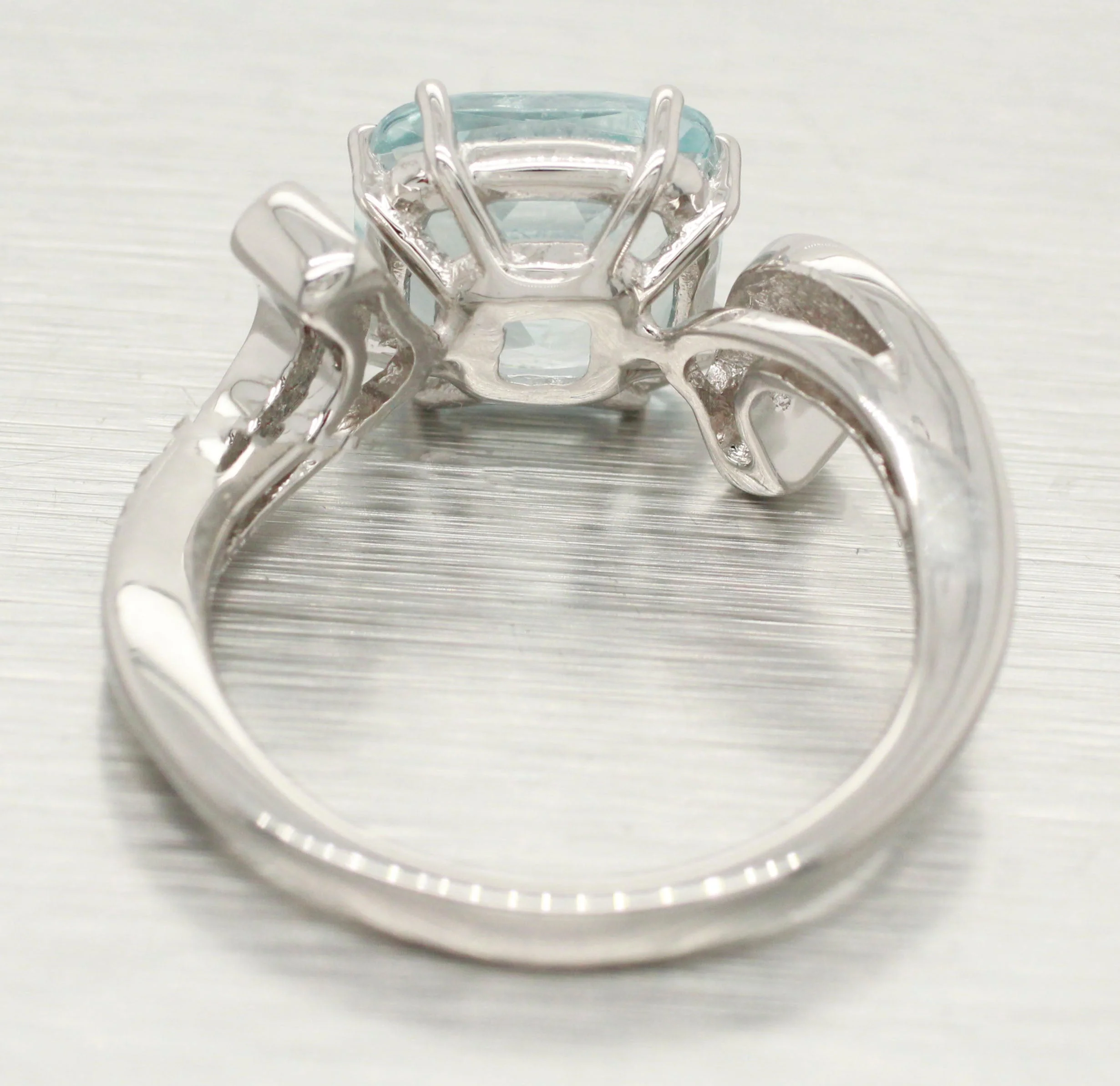 Comete 3ct Aquamarine Cocktail Ring - Diamond Accents - 18k White Gold Setting - Image 5