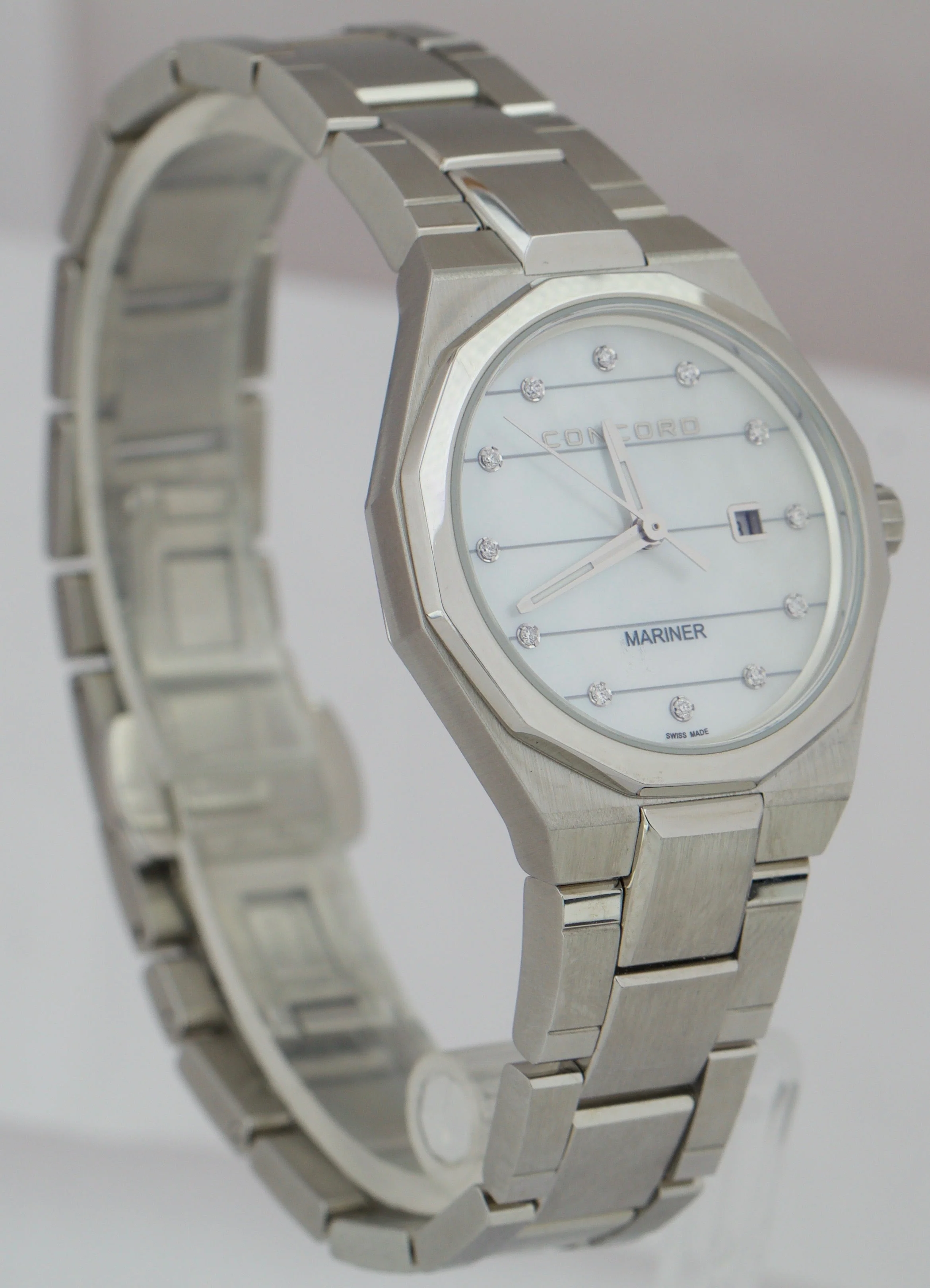 Concord Mariner Stainless MOP Diamond Dial Quartz 30mm Date Watch 05.3.14.1097 - Image 3