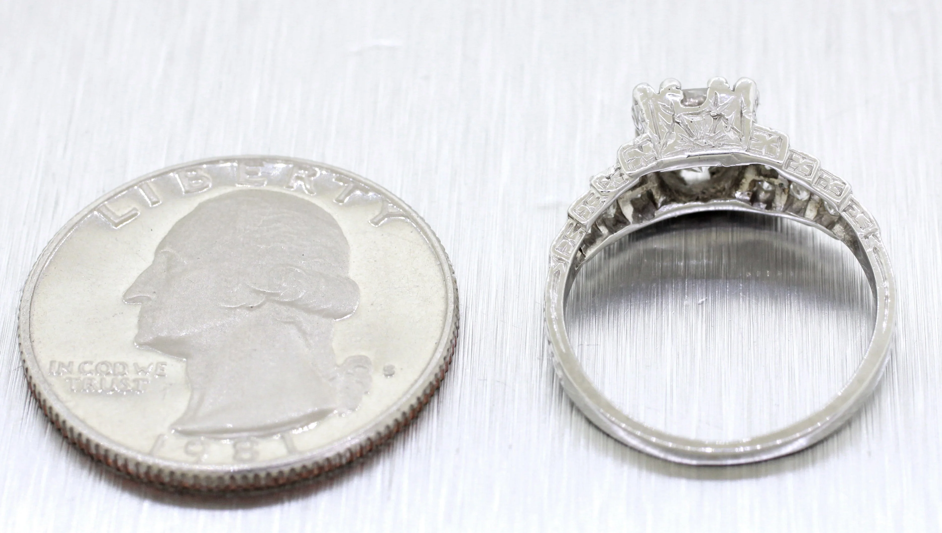 EGL Antique Art Deco H / VS2 / 1.35ctw Diamond Engagement Ring - Platinum - Image 6