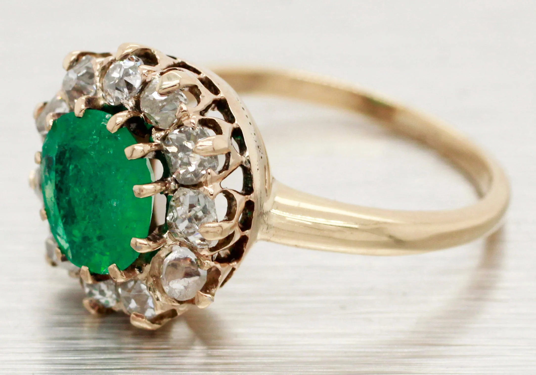 Antique Art Deco 1ct Emerald & Diamond Halo Cocktail Ring - 14k Yellow Gold - Image 2