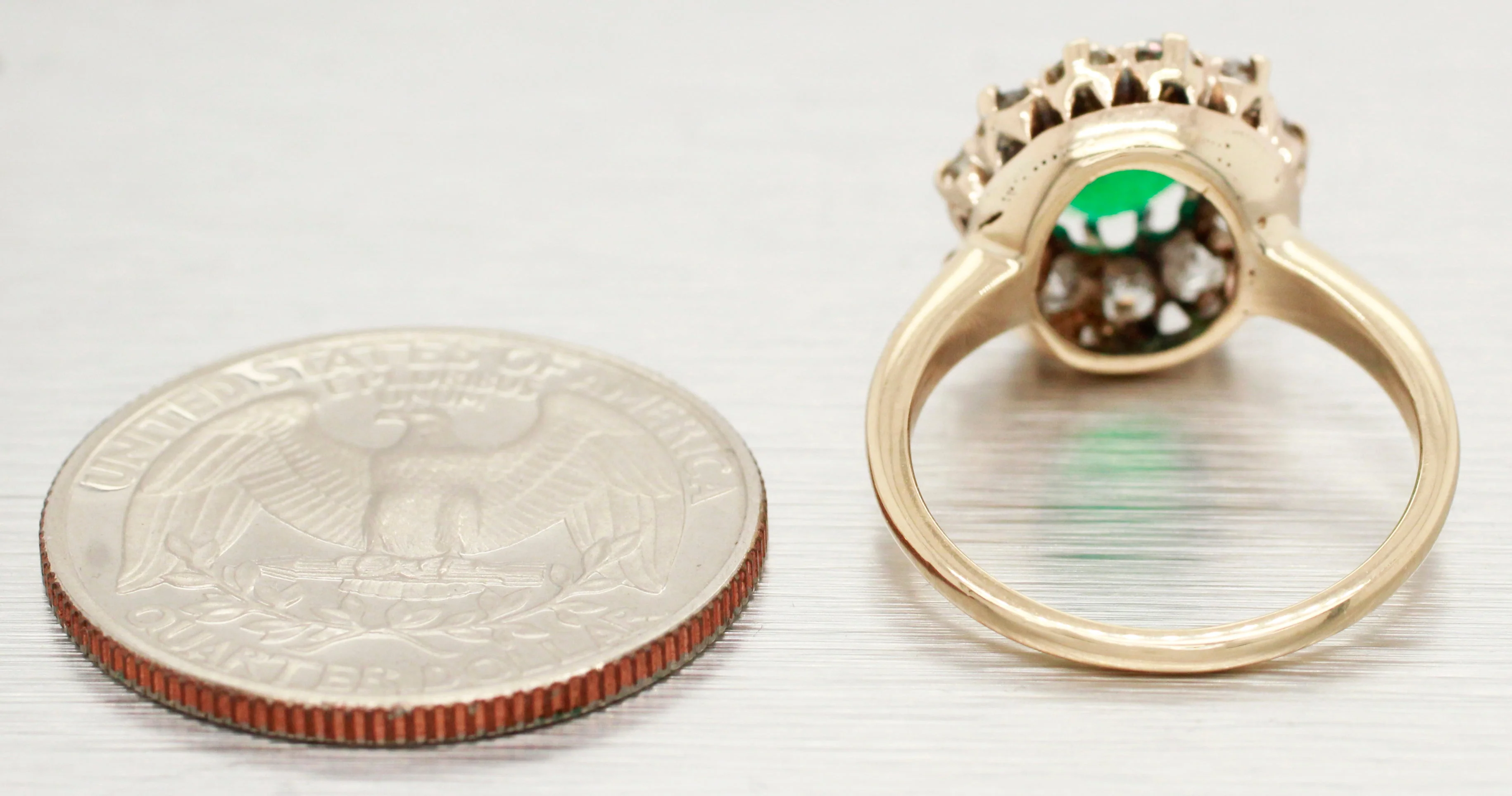Antique Art Deco 1ct Emerald & Diamond Halo Cocktail Ring - 14k Yellow Gold - Image 5