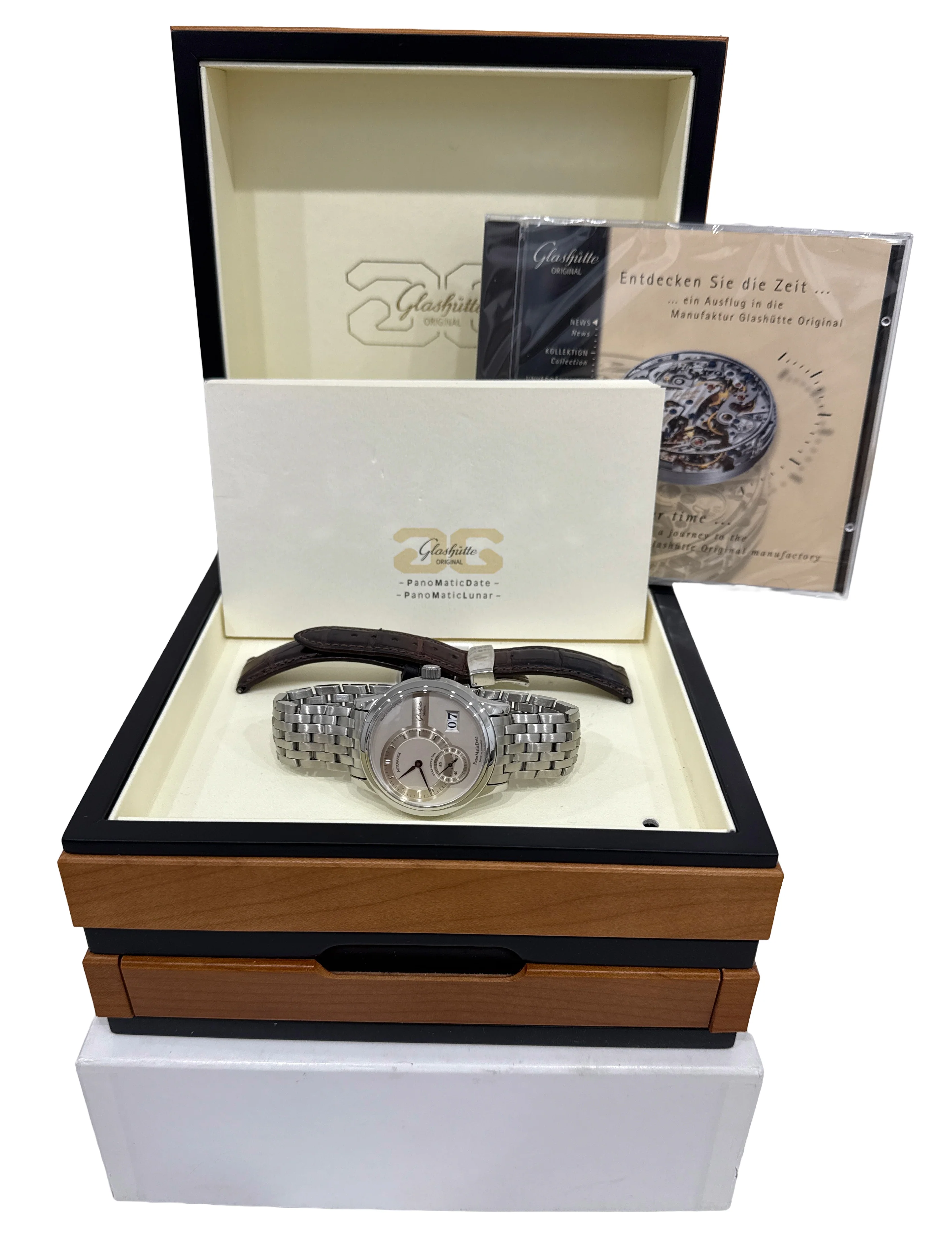 Glashutte Panomatic Date 39mm SILVER Automatic Stainless 90-01-02-02-14 BOX - Image 2