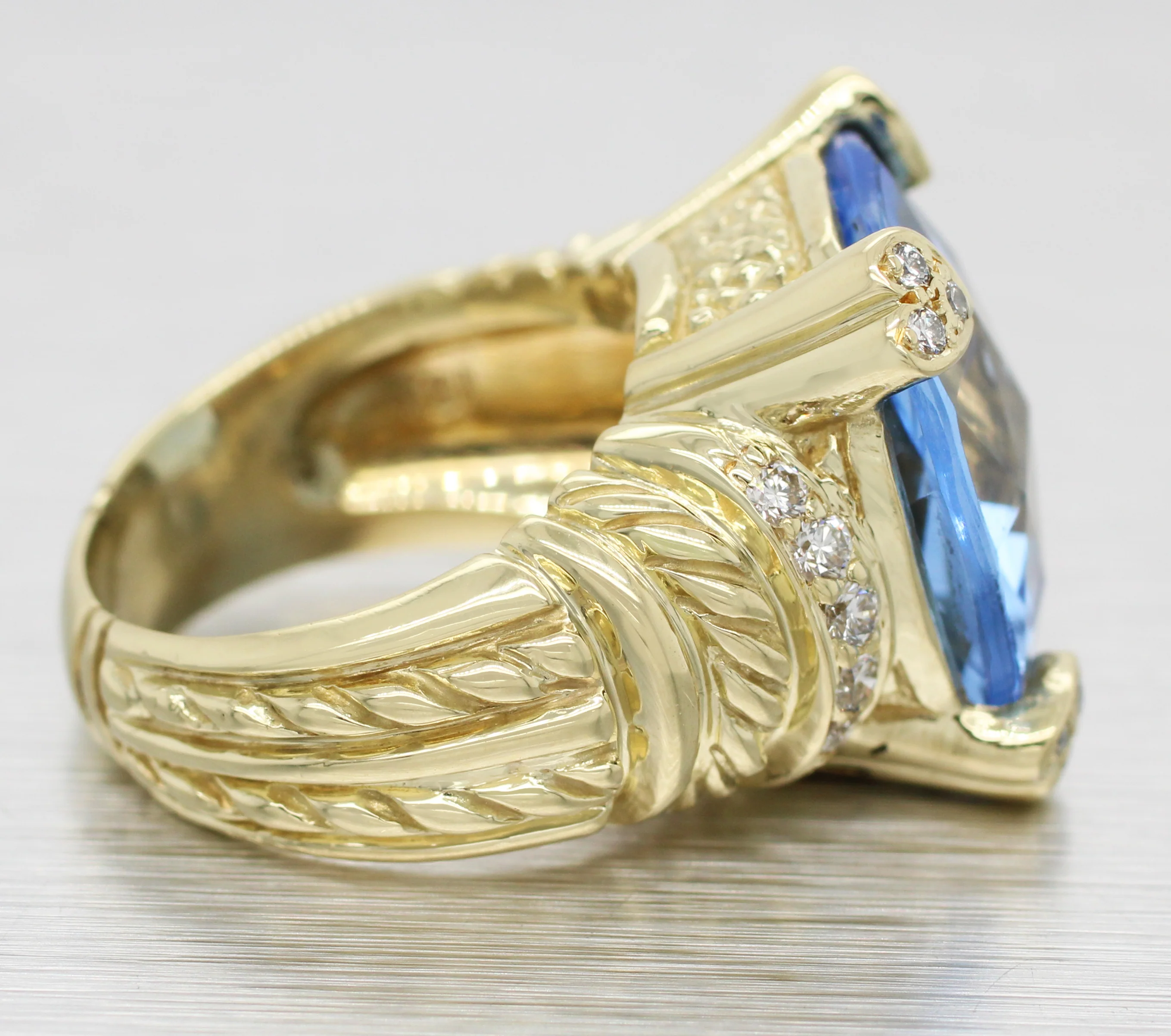 Judith Ripka Monaco Large Blue Quartz & Diamond Cocktail Ring - 18k Yellow Gold - Image 3