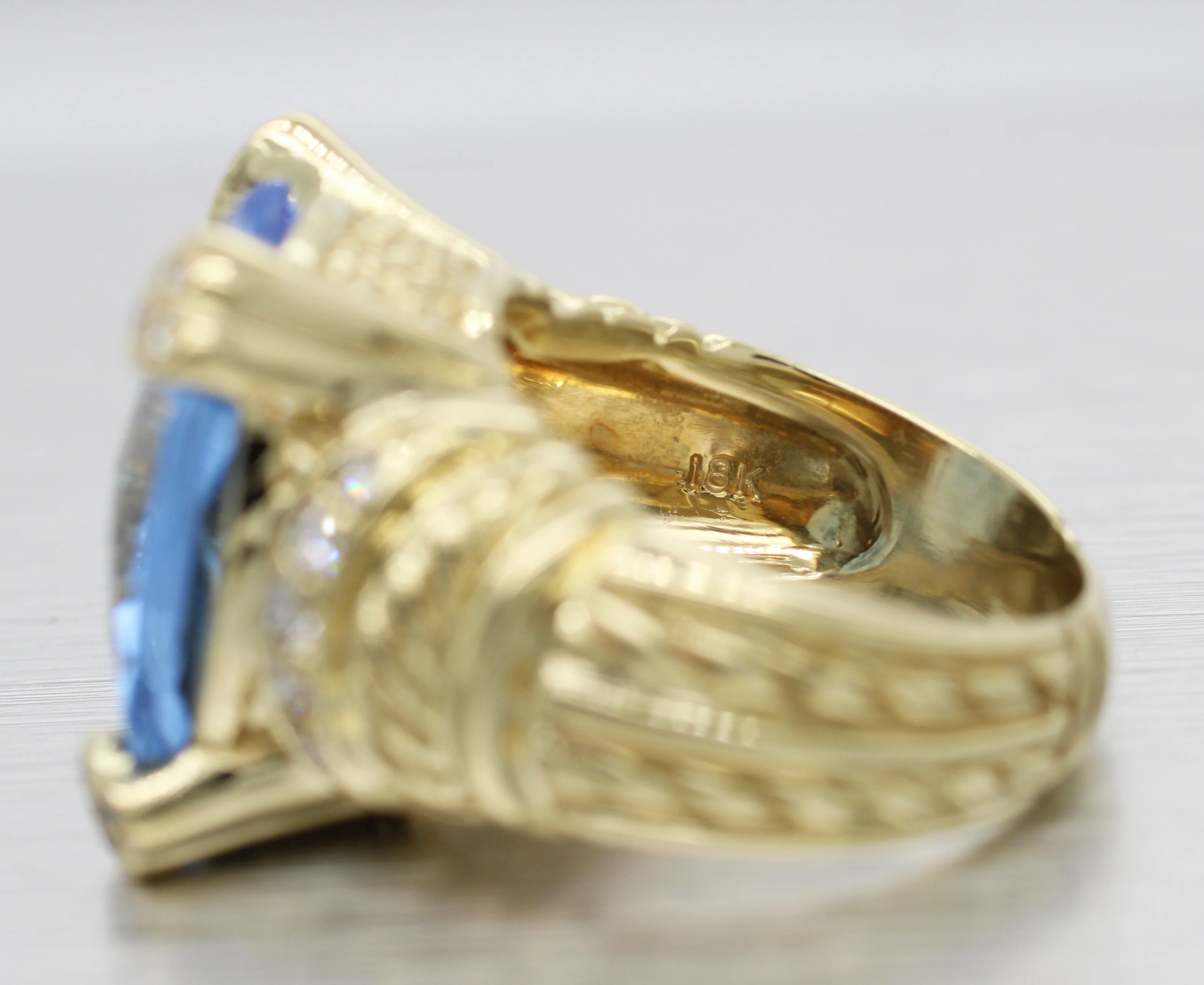 Judith Ripka Monaco Large Blue Quartz & Diamond Cocktail Ring - 18k Yellow Gold - Image 4