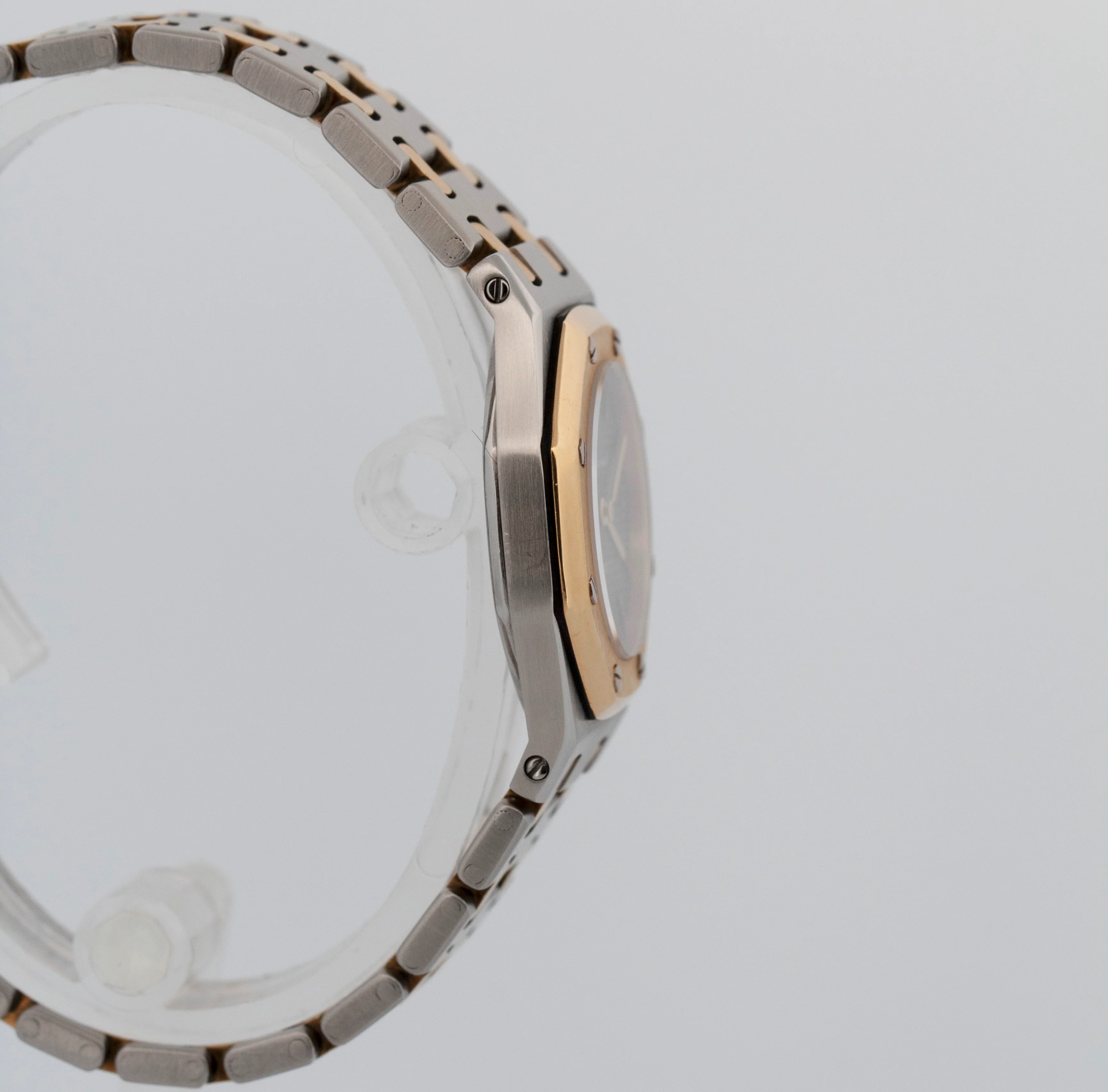 Ladies Audemars Piguet Royal Oak Gray Quartz Two-Tone Gold 26mm 6007SA Watch - Image 4