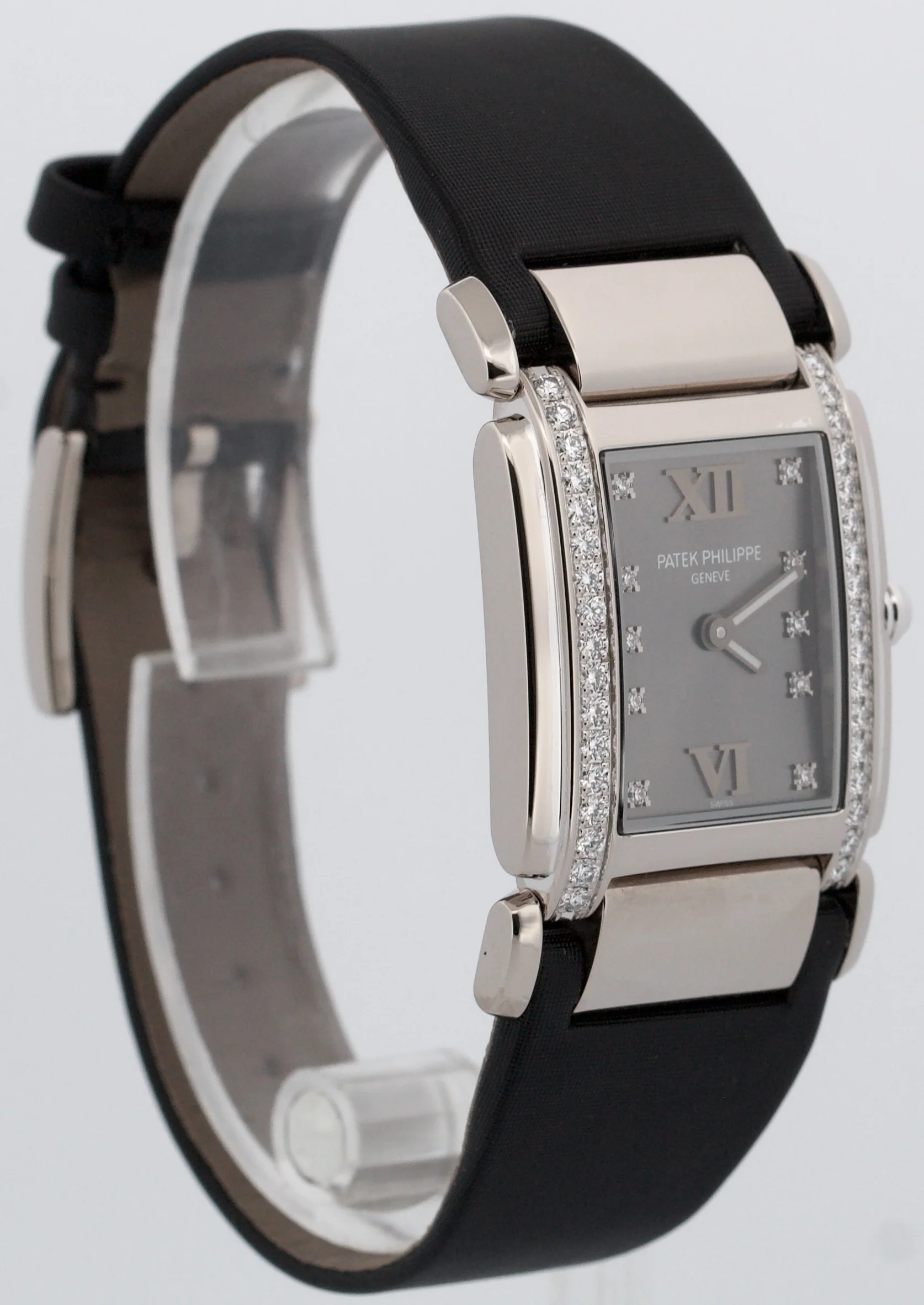 Ladies Patek Philippe Twenty-4 RHODIUM DIAMOND Satin 18K White Gold 30mm 4920G - Image 4
