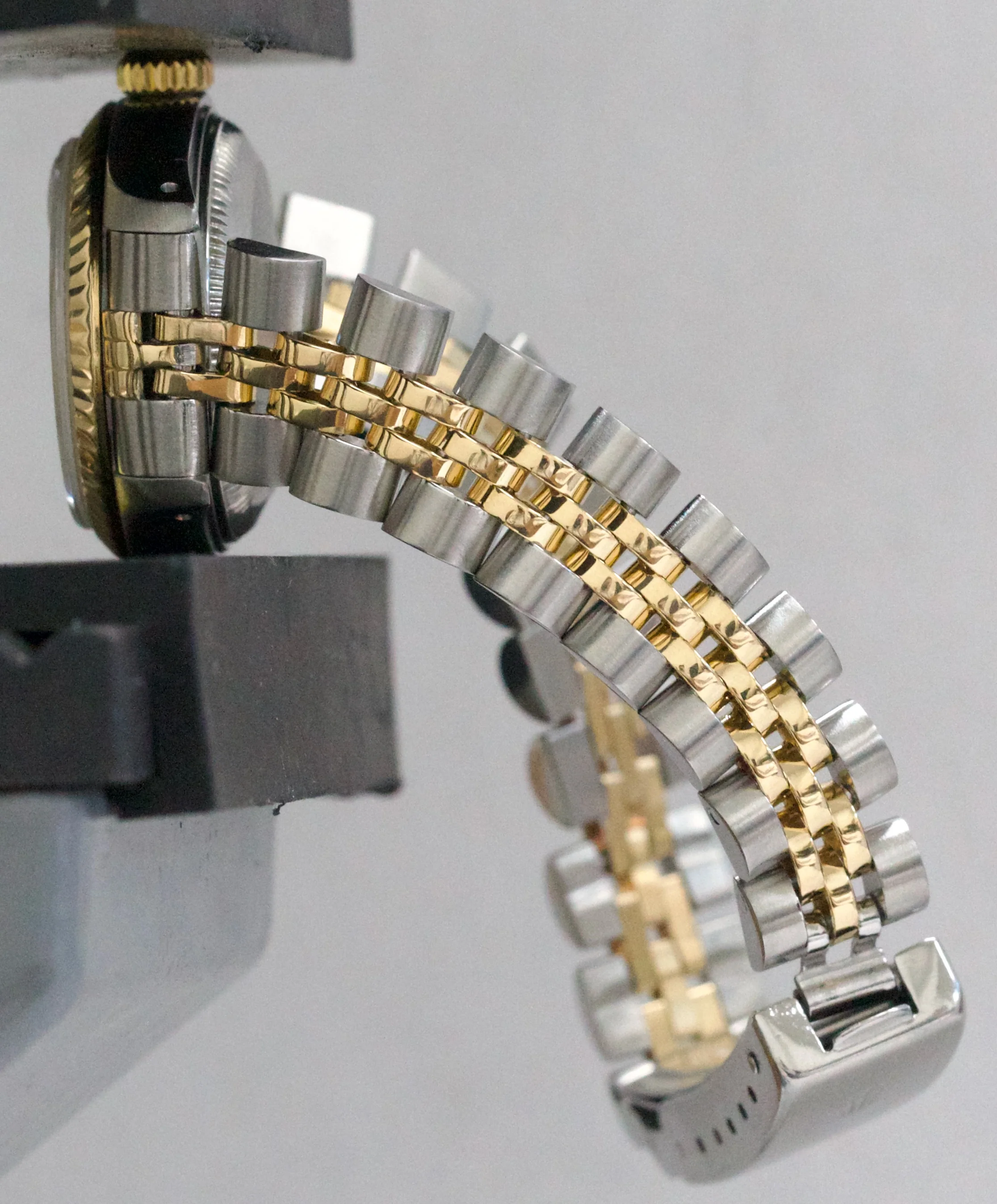 Ladies Rolex DateJust 26mm BLUE 18K Yellow Gold Steel Fluted JUBILEE 69173 Watch - Image 9
