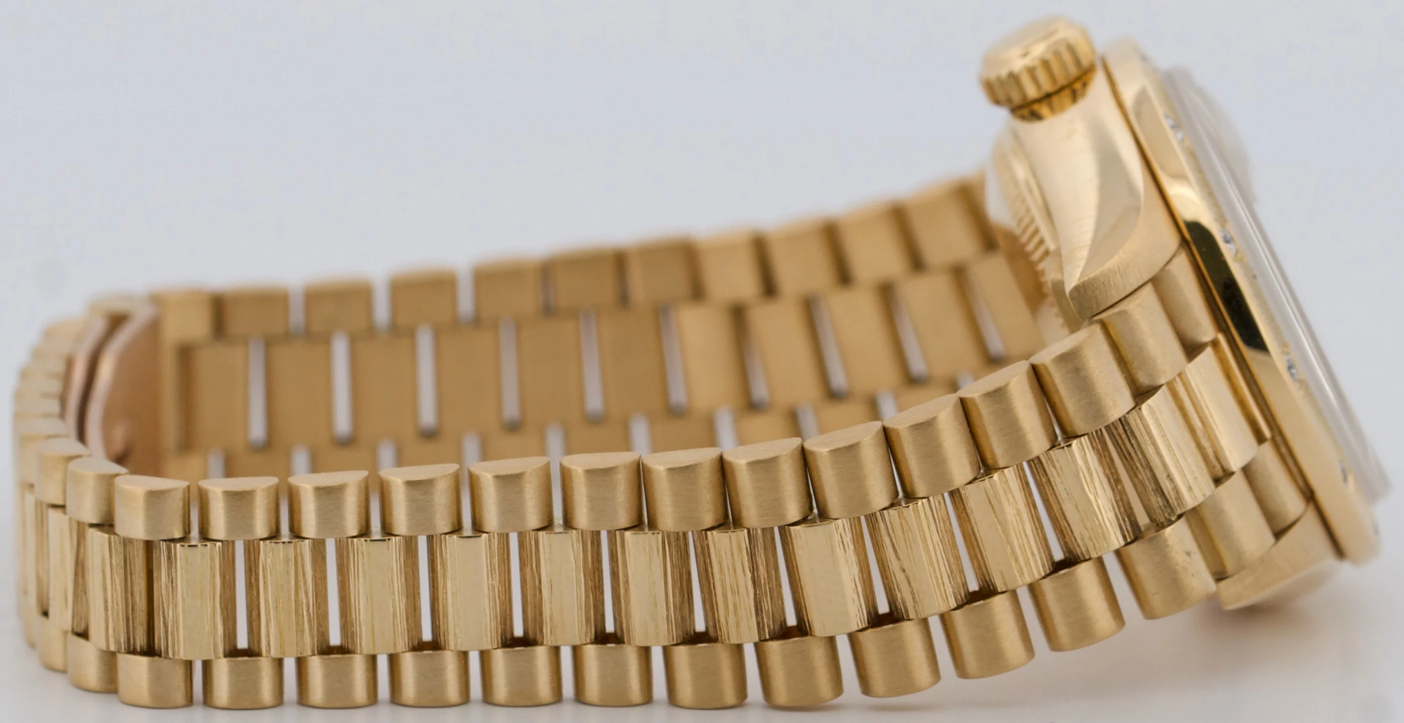 Ladies Rolex DateJust President 26mm DIAMOND BARK 18K Yellow Gold 69288 Watch - Image 8