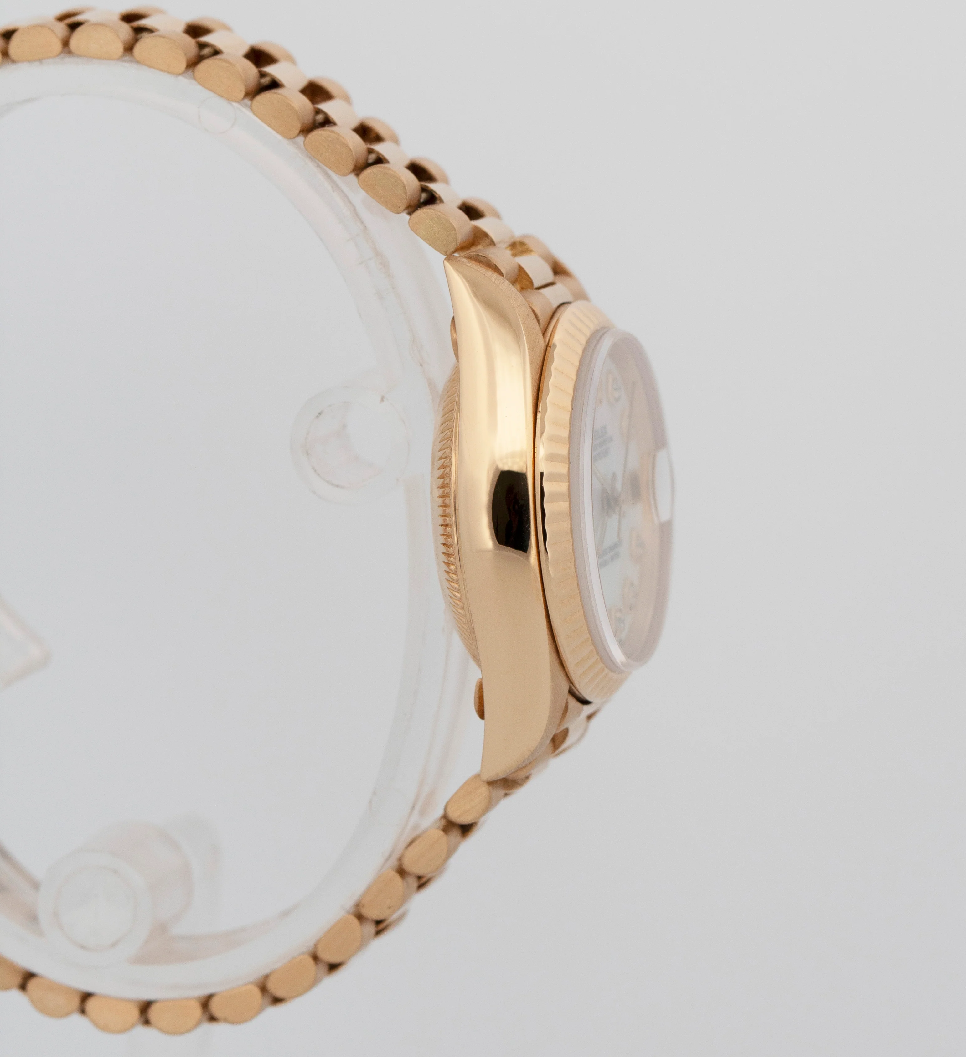 Ladies Rolex DateJust President 26mm Mother of Pearl 18K Yellow Gold 69178 Watch - Image 4