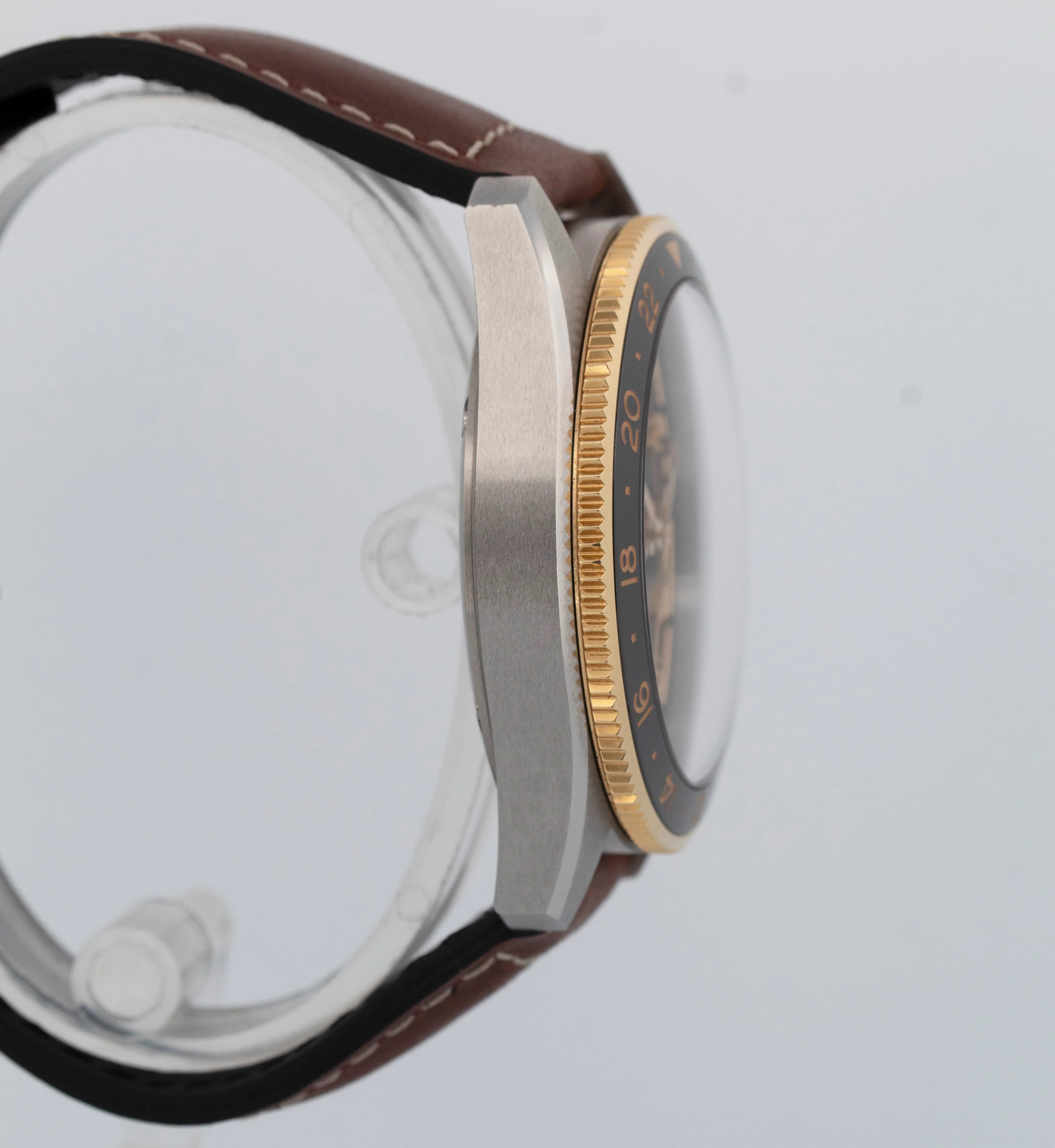 Longines Spirit Zulu Time Two-Tone Steel Gold Anthracite 42mm L3.812.5.53.2 BOX - Image 4