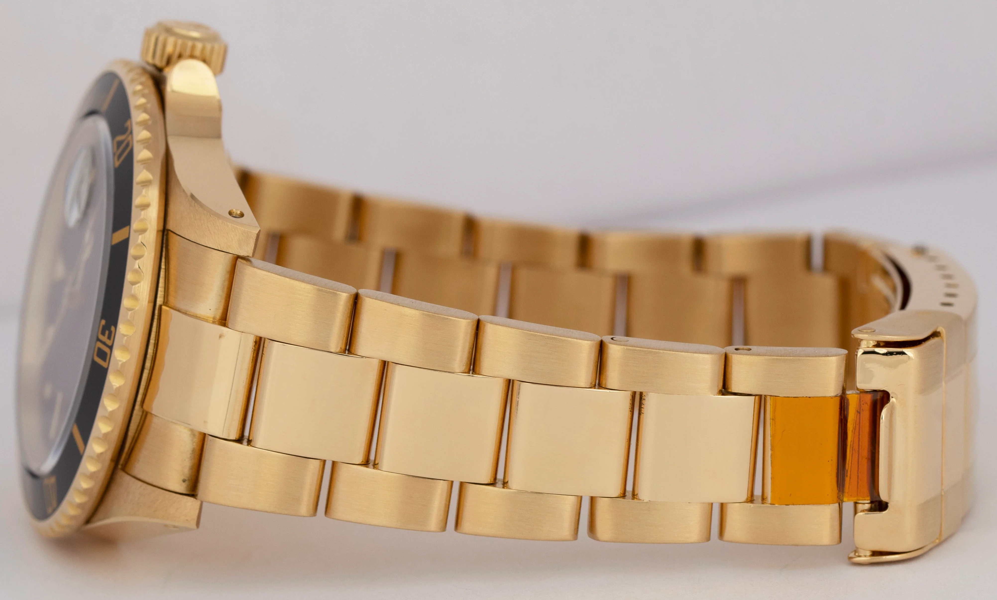 MINT 1983 Rolex Submariner Date Black NIPPLE 18K Yellow Gold 40mm 16808 Watch - Image 7
