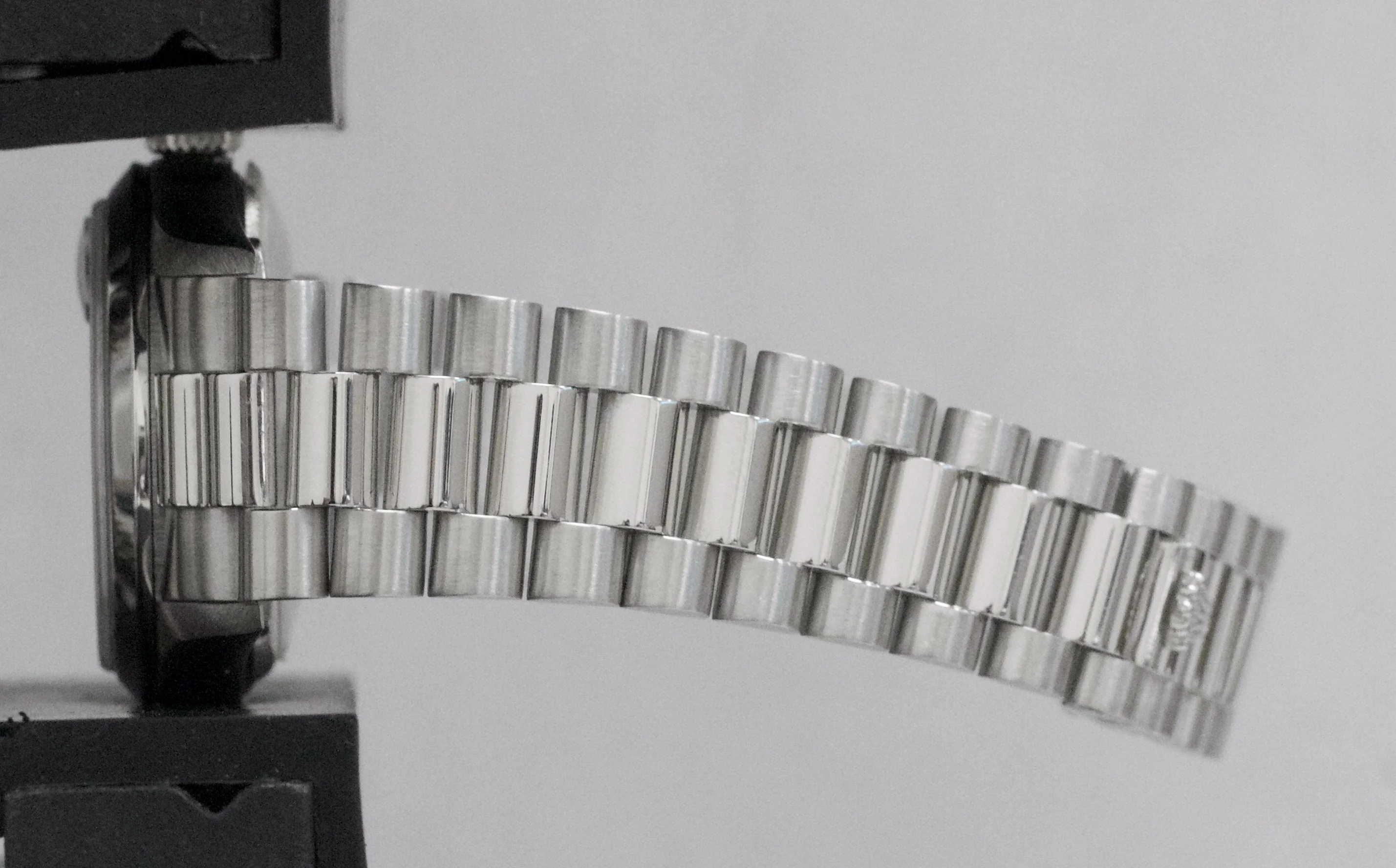 MINT Ladies Rolex DateJust President BLUE ROMAN 31mm PLATINUM Smooth 78246 Watch - Image 10