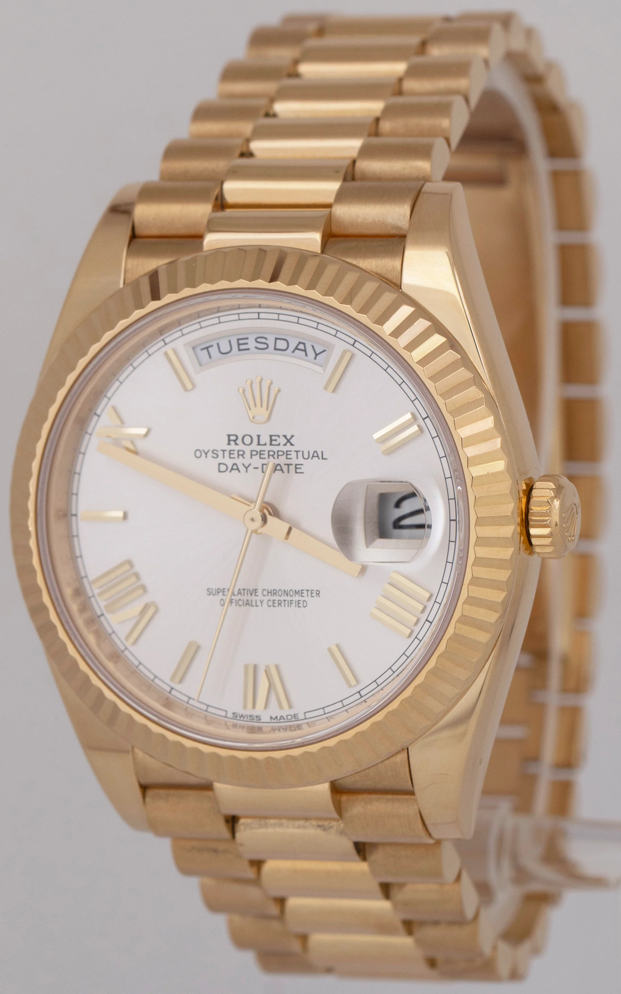 MINT PAPERS Rolex Day-Date President 40mm Silver Roman 18K Gold Watch 228238 BOX - Image 3