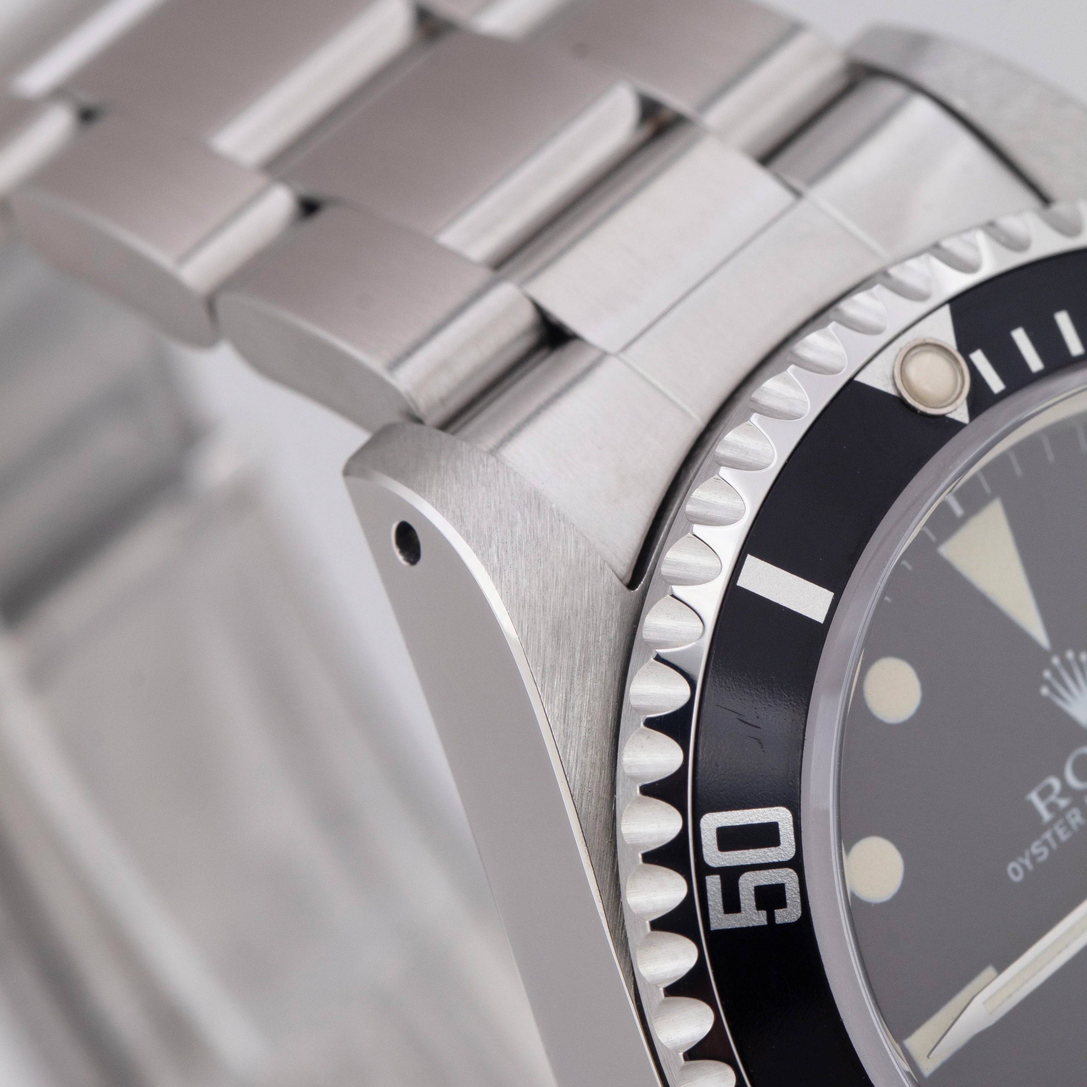 MINT TOP CONDITION Rolex Sea-Dweller Black TRIPLE 6 40mm Automatic Watch 16660 - Image 4