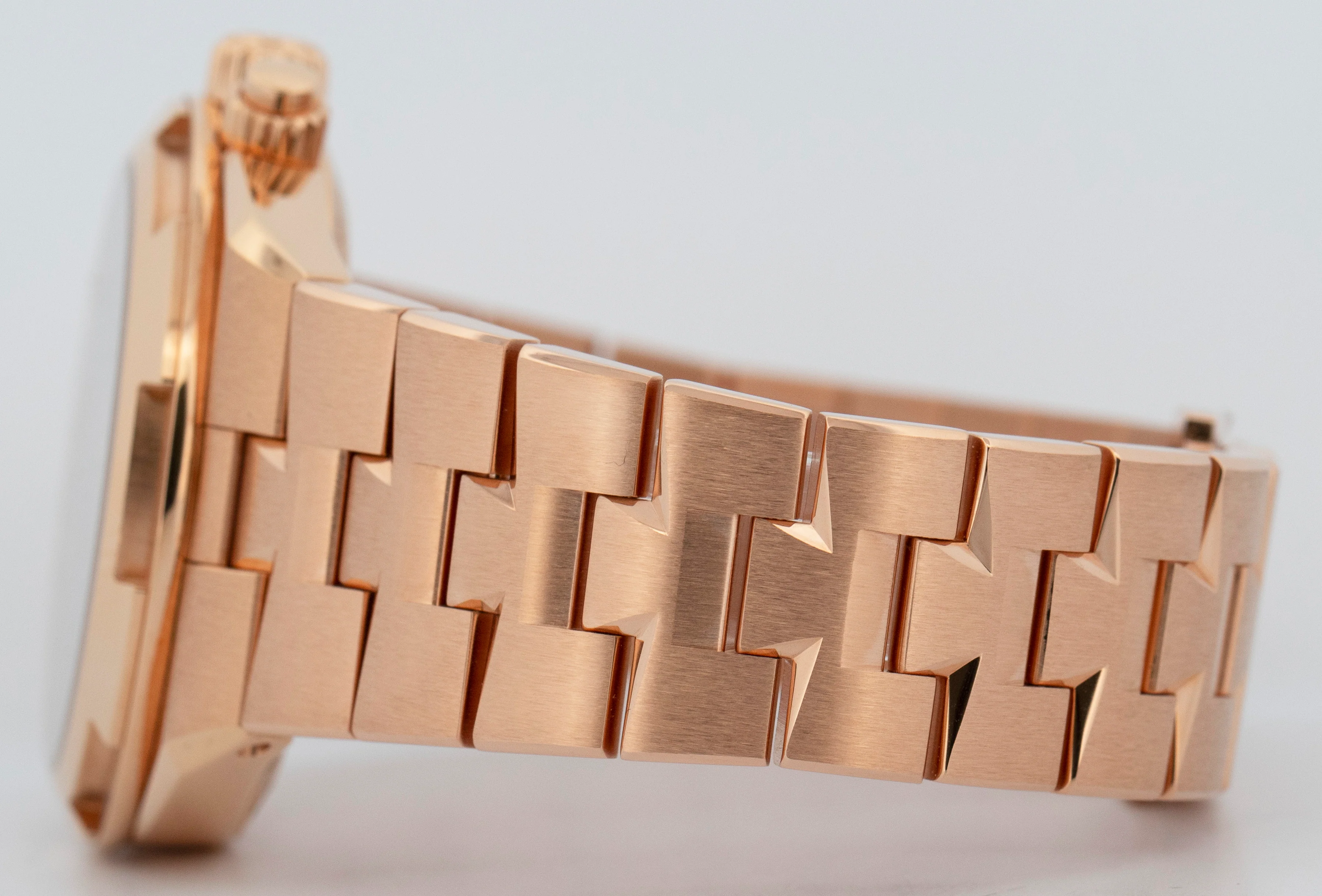 NEW 2024 PAPERS Vacheron Constantin Overseas Green 41mm Rose Gold 7920V/210R BOX - Image 8