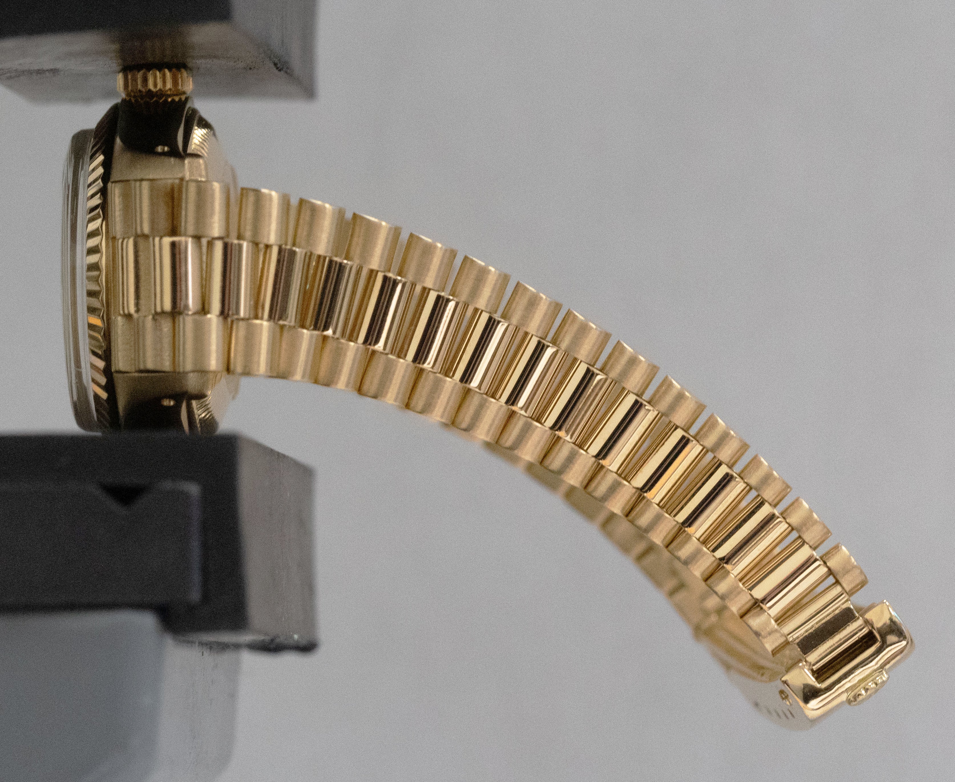 PAPERS Ladies Rolex DateJust President 26mm Champagne 18K Gold 6917 Watch BOX - Image 9