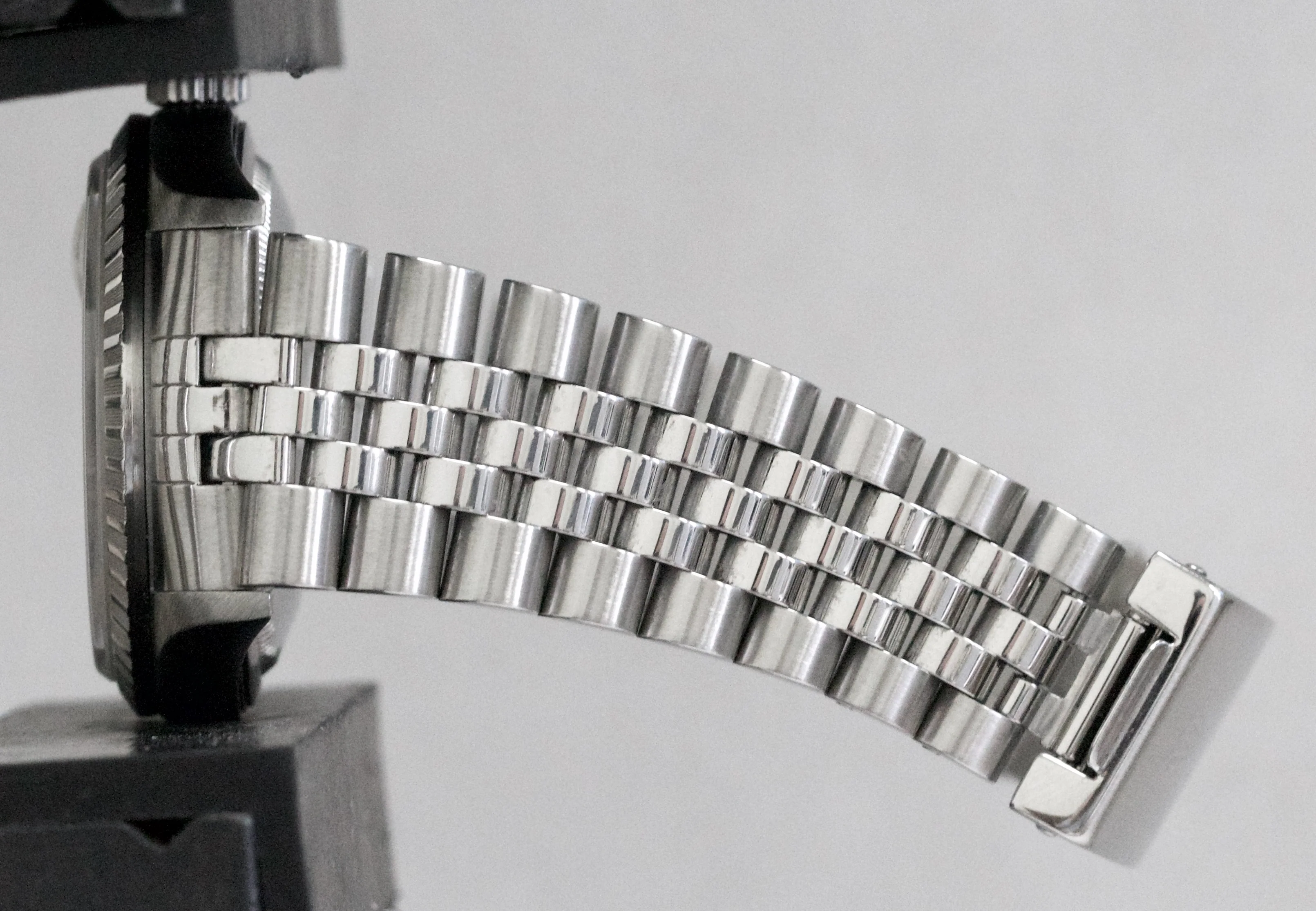 PAPERS Rolex DateJust WHITE 36mm Stainless Steel Engine-Turned JUBILEE 16220 BOX - Image 9