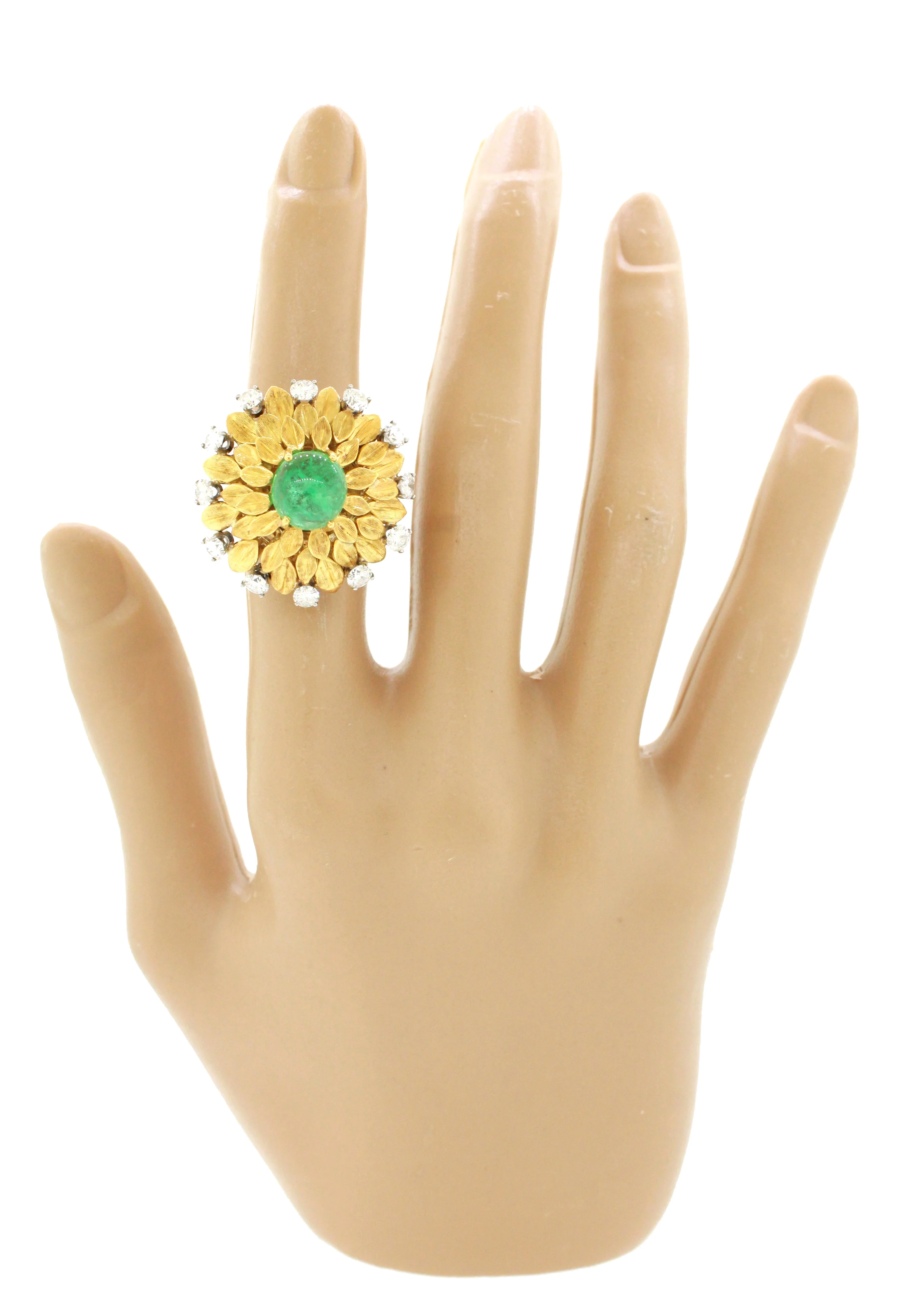 Buccellati 18k Solid Yellow Gold 2.60ct Cabochon Emerald & Diamond Cocktail Ring - Image 9