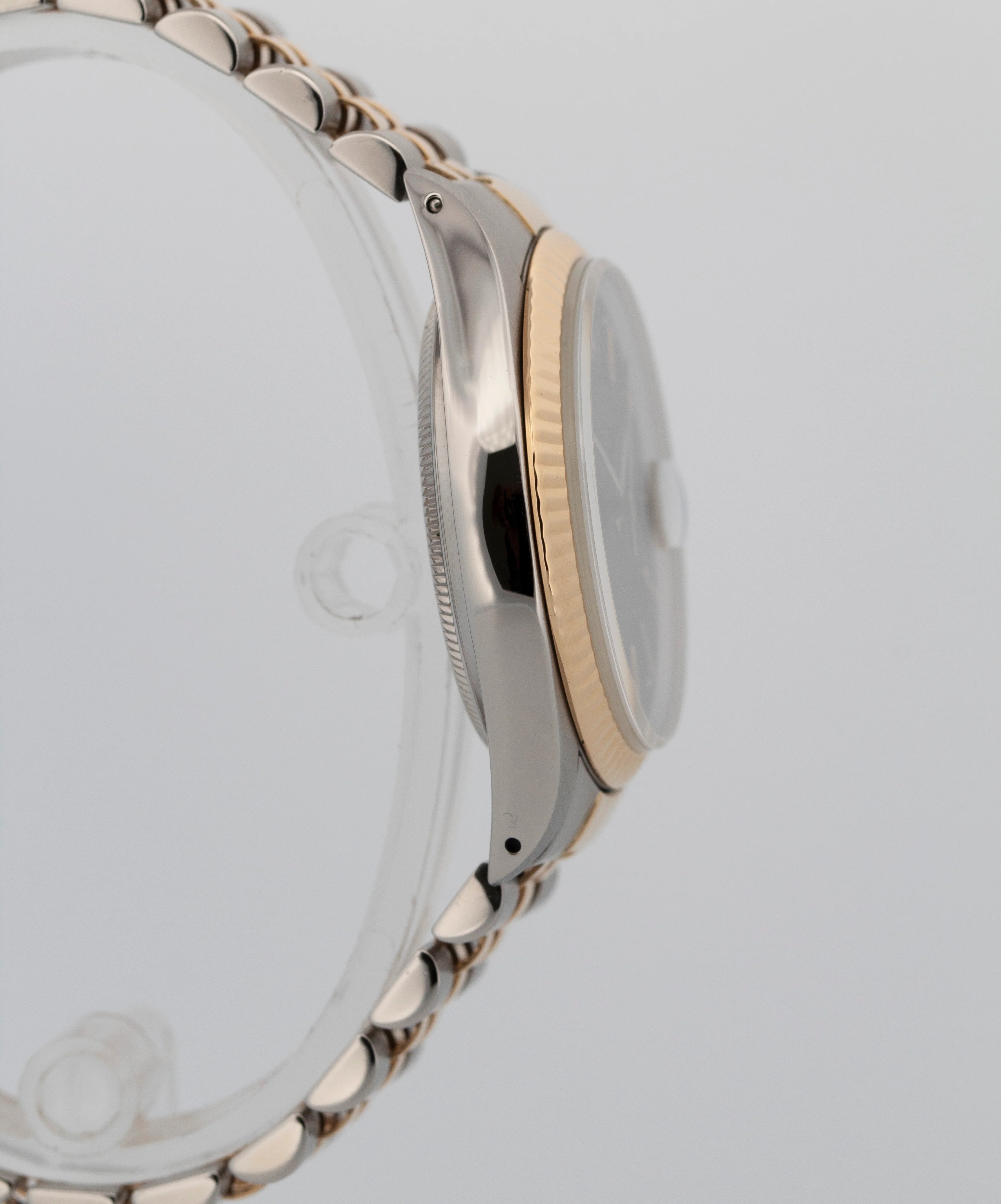 Rolex DateJust 36mm Black Tapestry Two-Tone Jubilee 18K Yellow Gold Watch 16013 - Image 4