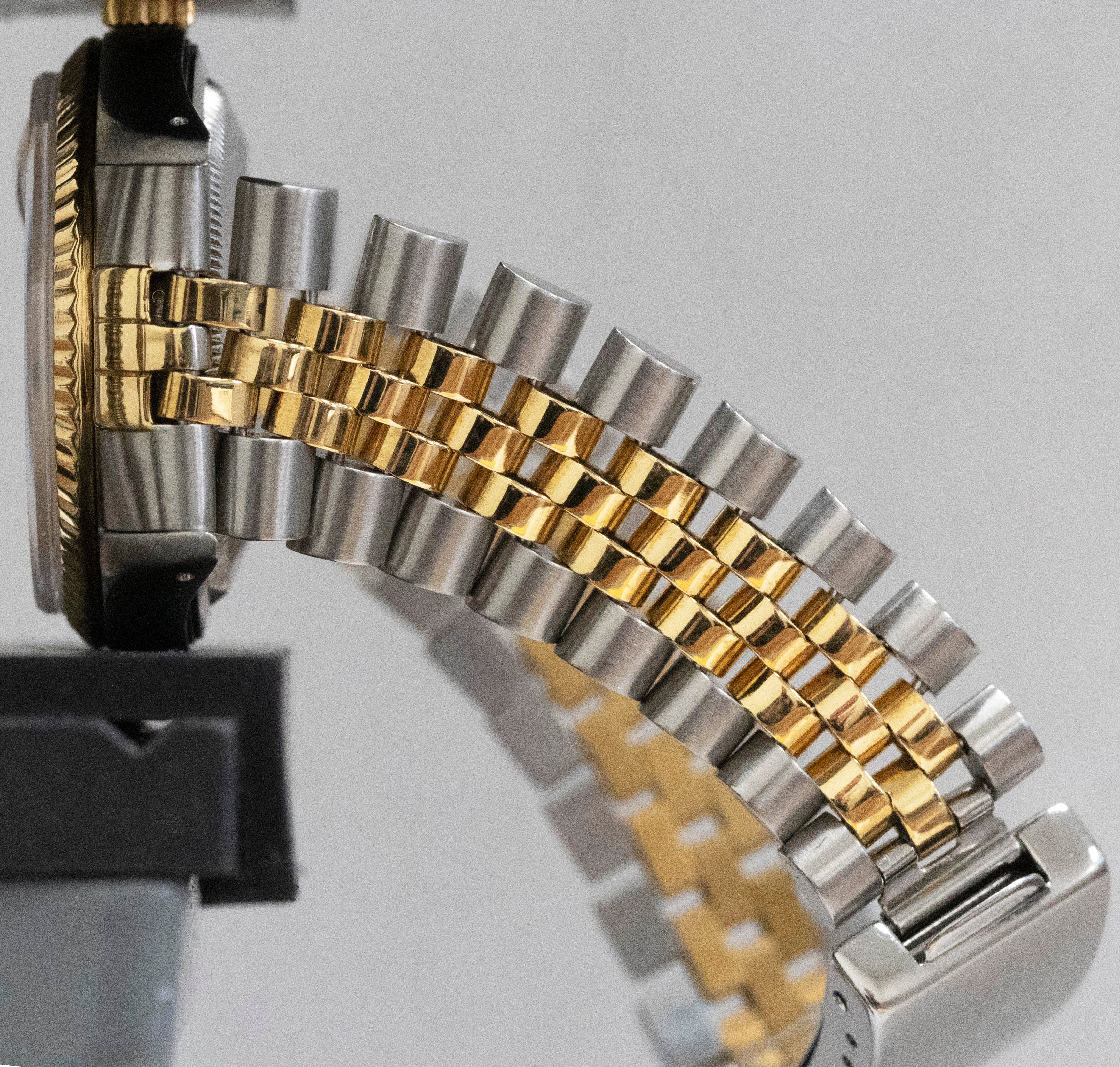 Rolex DateJust 36mm Champagne Jubilee 18K Yellow Gold JUBILEE Steel 16233 Watch - Image 9