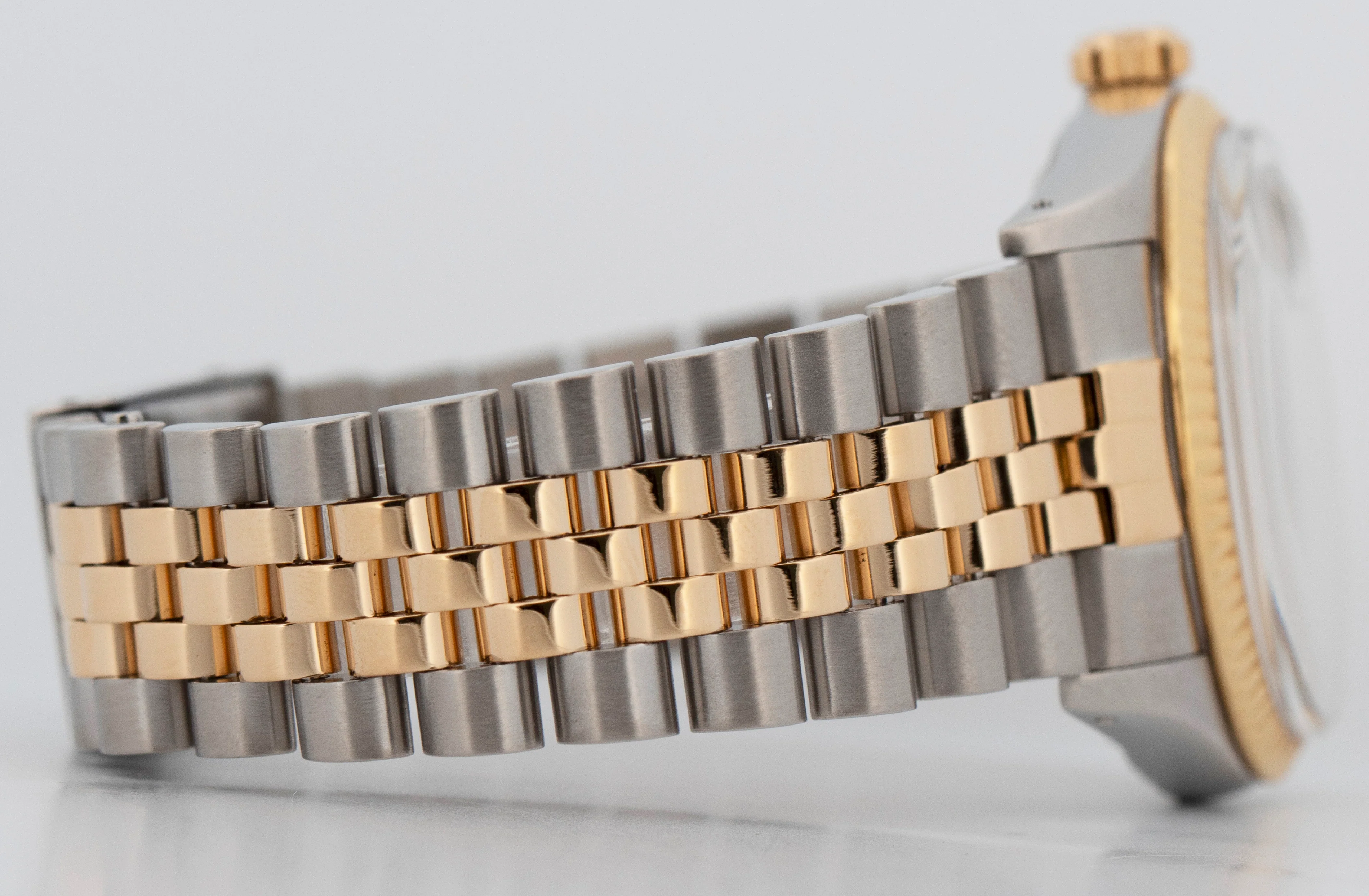 Rolex DateJust 36mm Champagne Two-Tone Jubilee 18K Yellow Gold Steel Watch 16013 - Image 7