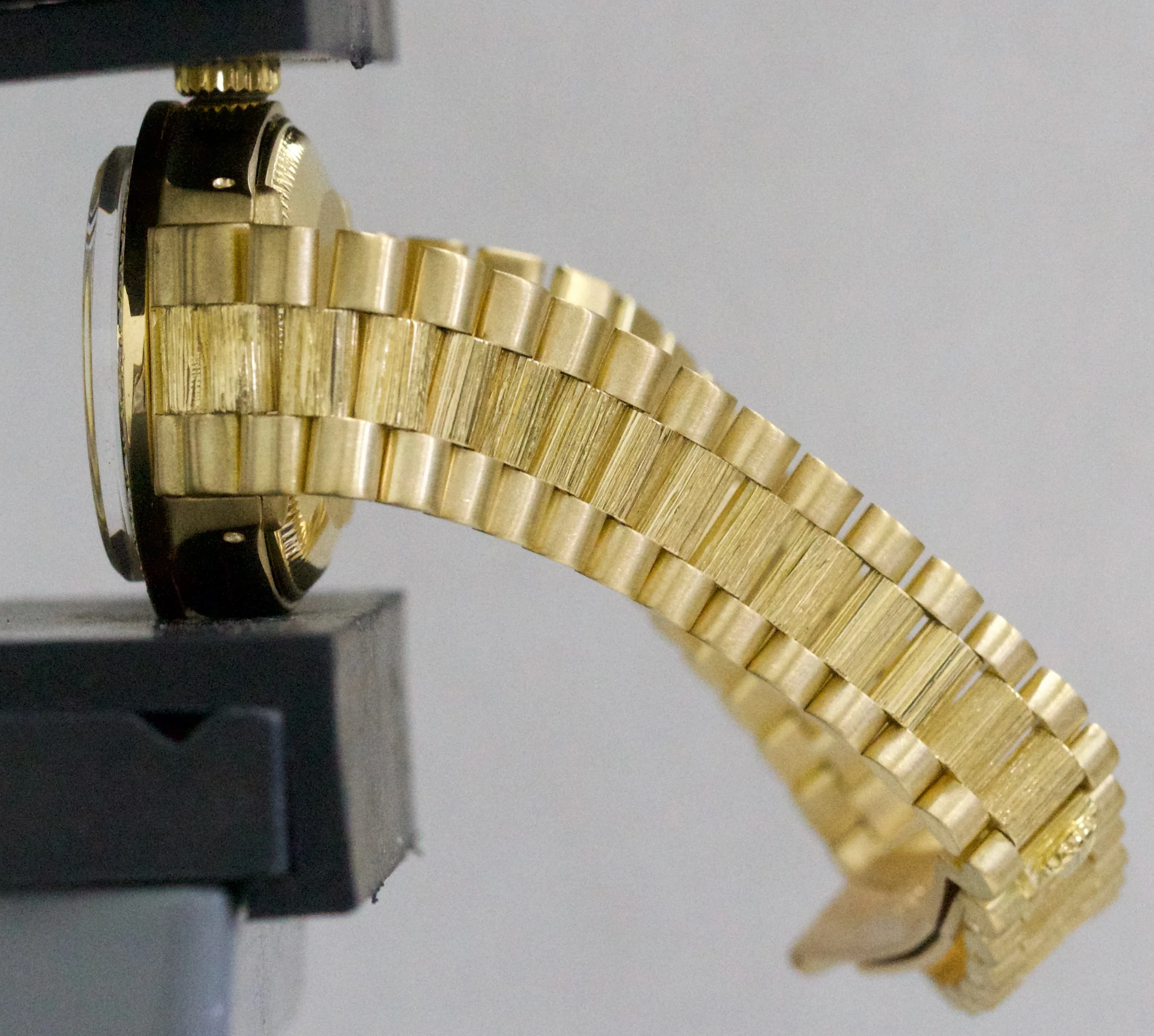 Rolex DateJust President 26mm CHAMPAGNE DIAMOND 18K Yellow Gold BARK 6917 Watch - Image 10
