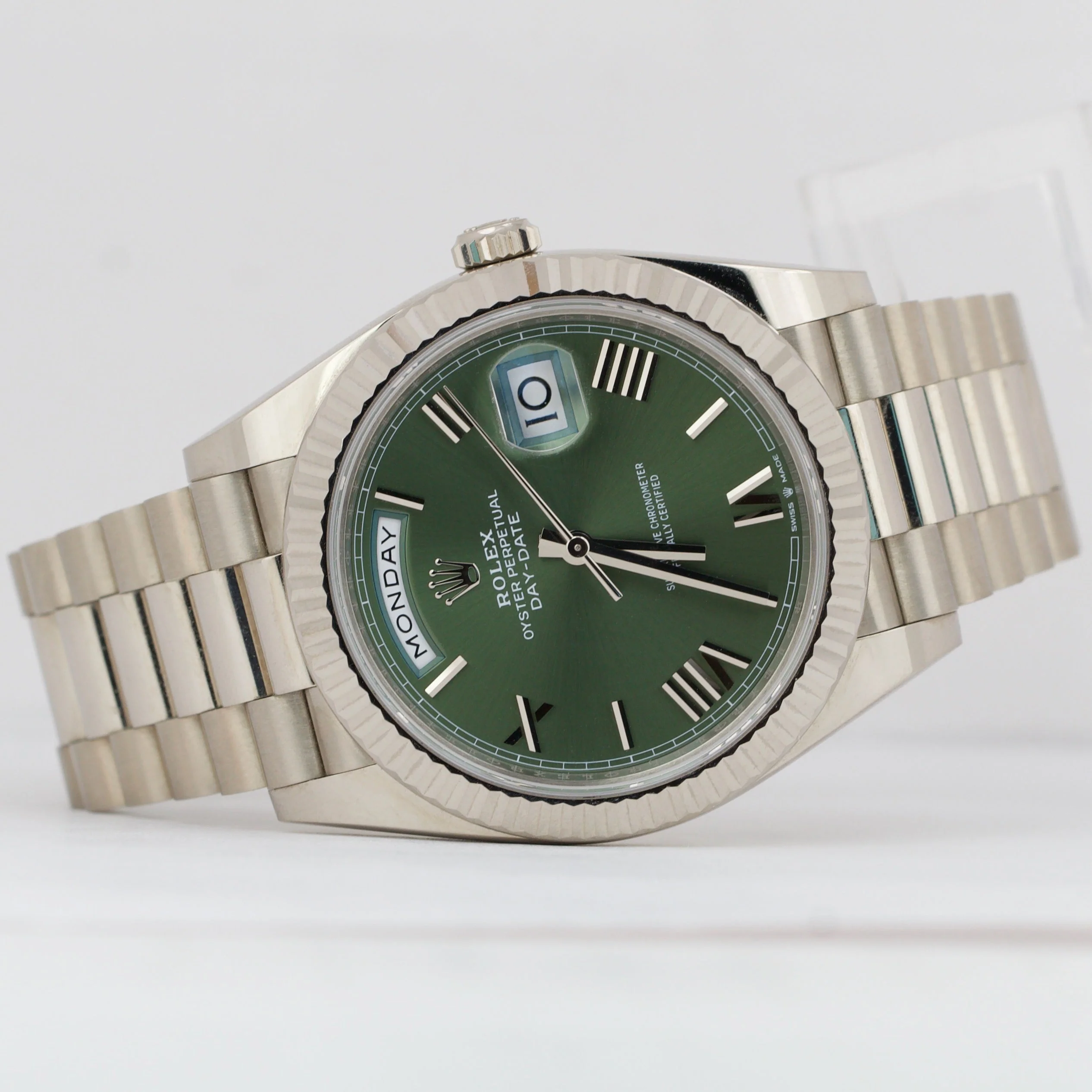 Rolex Day-Date 40mm OLIVE Green Roman President 18K White Gold 228239 Watch BOX - Image 7