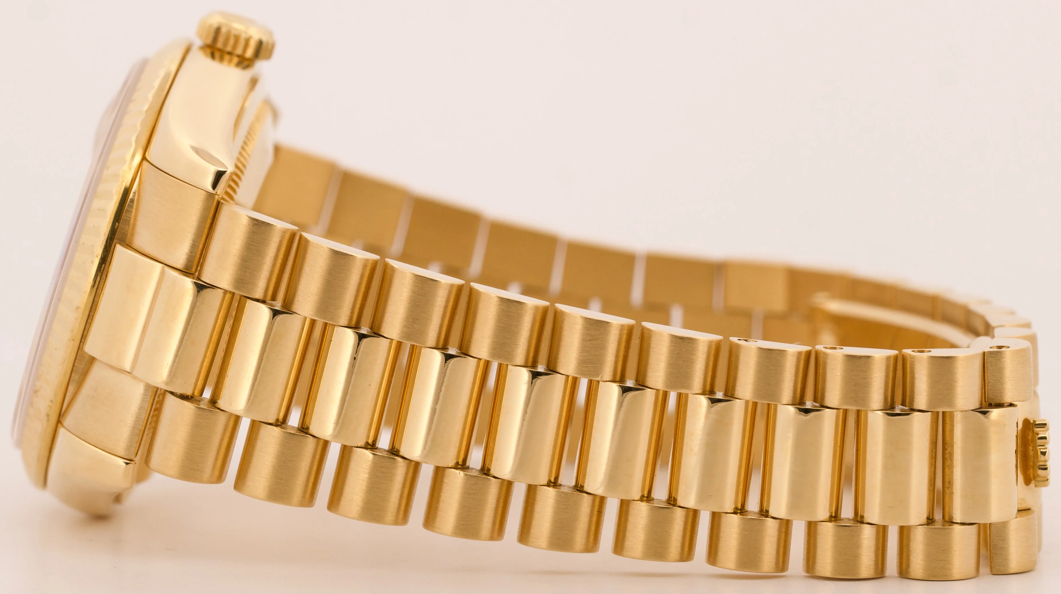 Rolex Day-Date President CHAMPAGNE 18K Yellow Gold Fluted 36mm 118238 Watch - Image 7