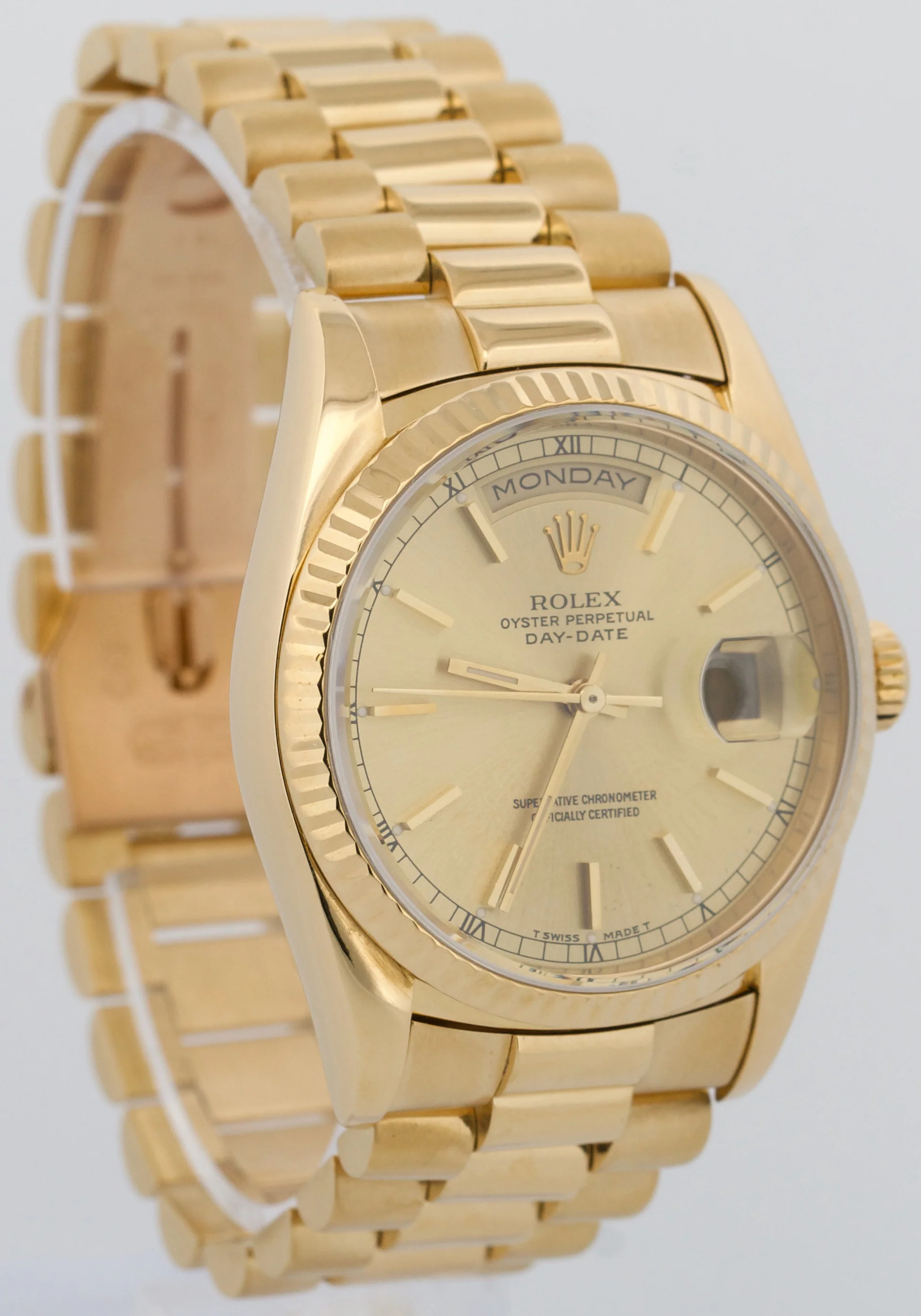 Rolex Day-Date President CHAMPAGNE 36mm 18K Yellow Gold Fluted 18238 Watch - Image 4