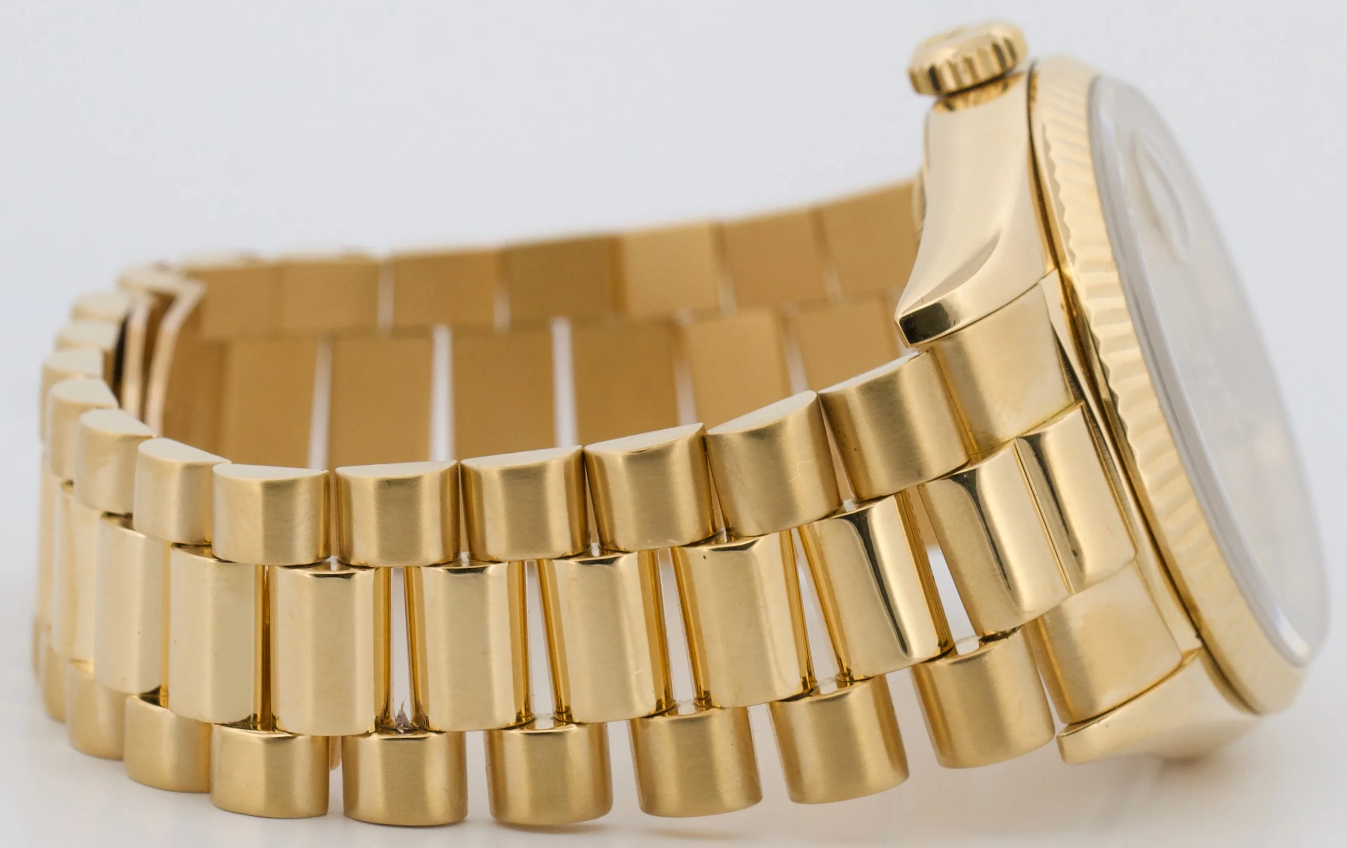 Rolex Day-Date President CHAMPAGNE 36mm 18K Yellow Gold Fluted 18238 Watch - Image 8