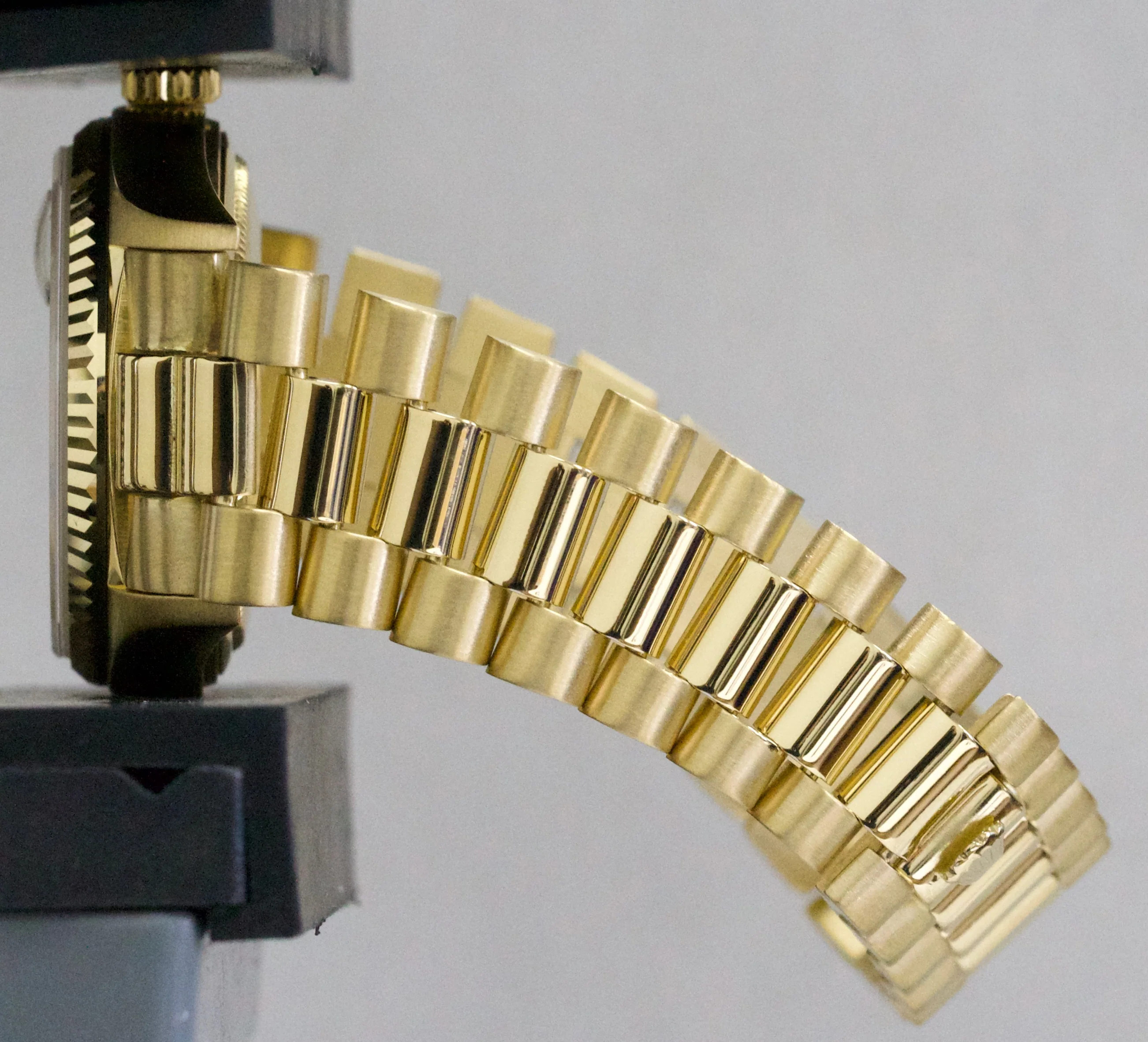 Rolex Day-Date President TIFFANY CHAMPAGNE TAPESTRY 36mm 18K Yellow Gold 18038 - Image 10