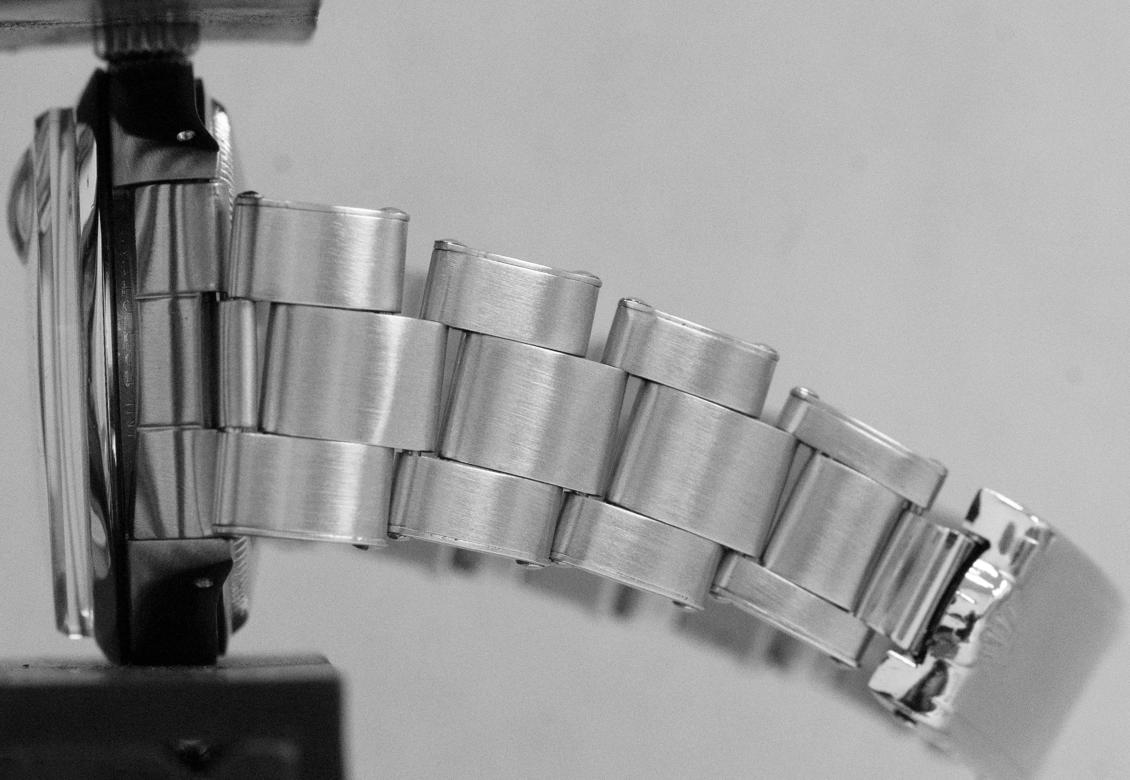 1966 Rolex Oyster Perpetual Date Silver 34mm Stainless Steel Oyster Watch 1500 - Image 10