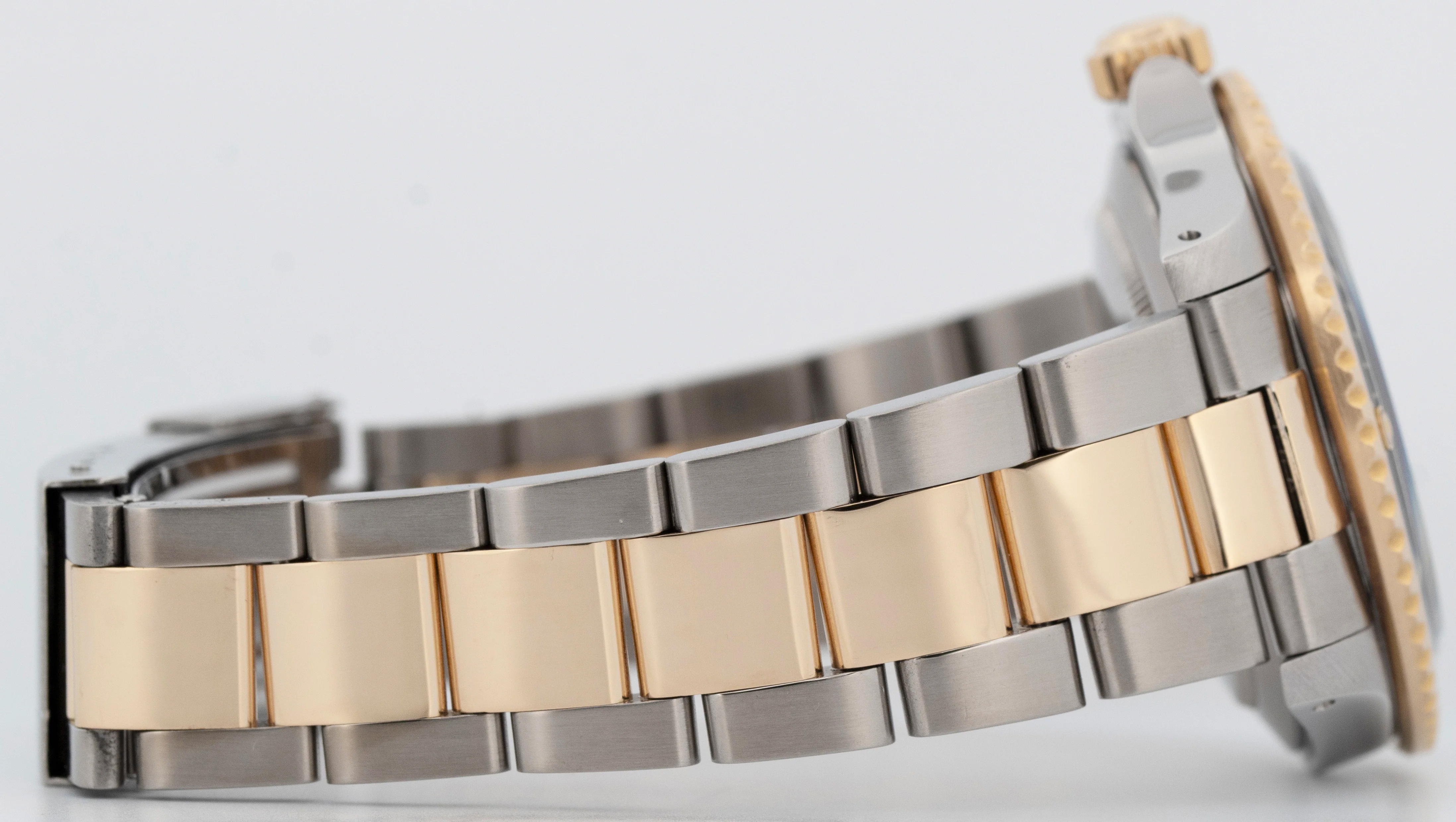 Rolex Submariner Date 18K Yellow Gold Black Stainless Steel 40mm 16803 Watch - Image 7