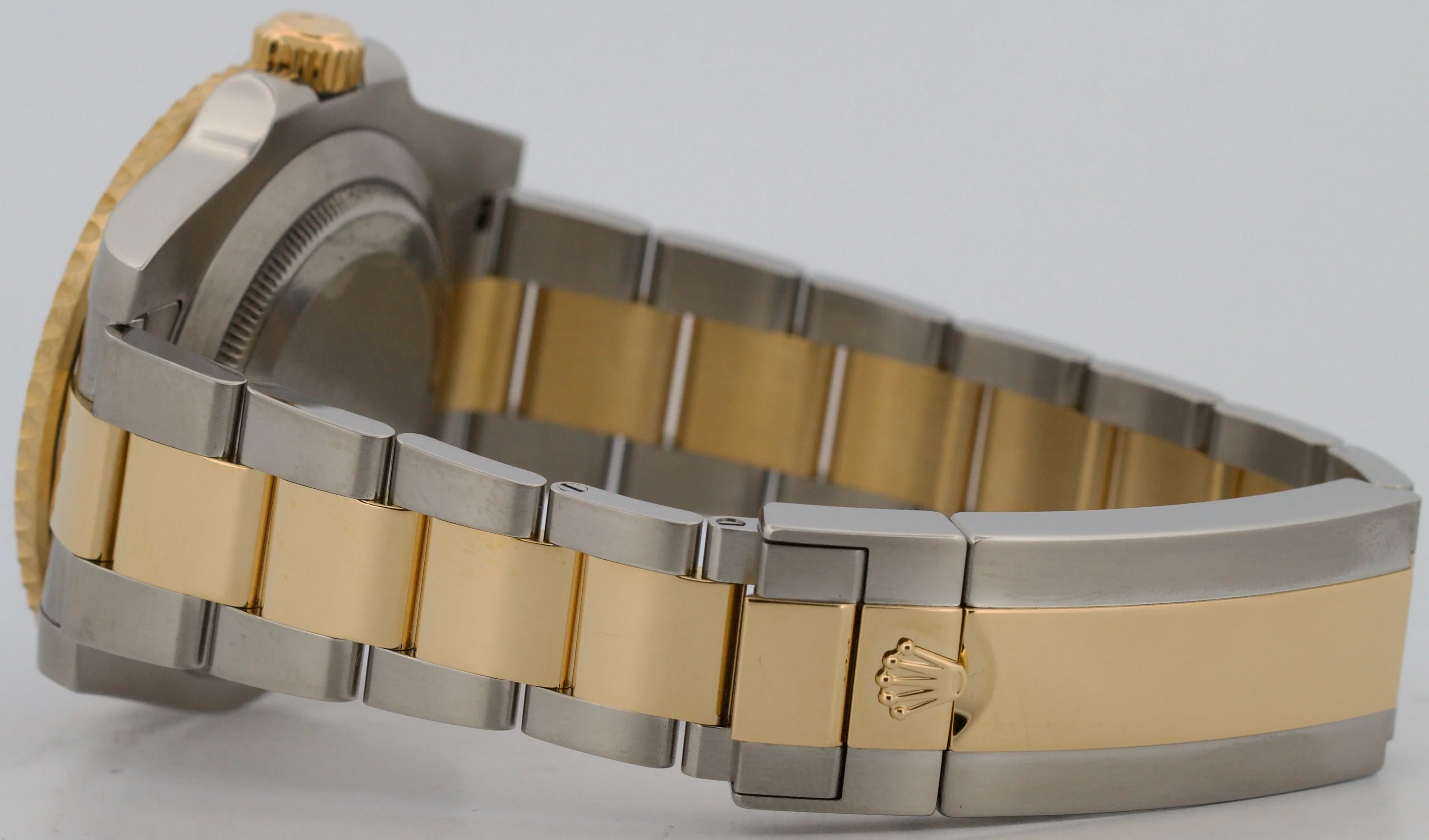 Rolex Submariner Date 18K Yellow Gold Steel BLACK Ceramic 40mm 116613 LN Watch - Image 7