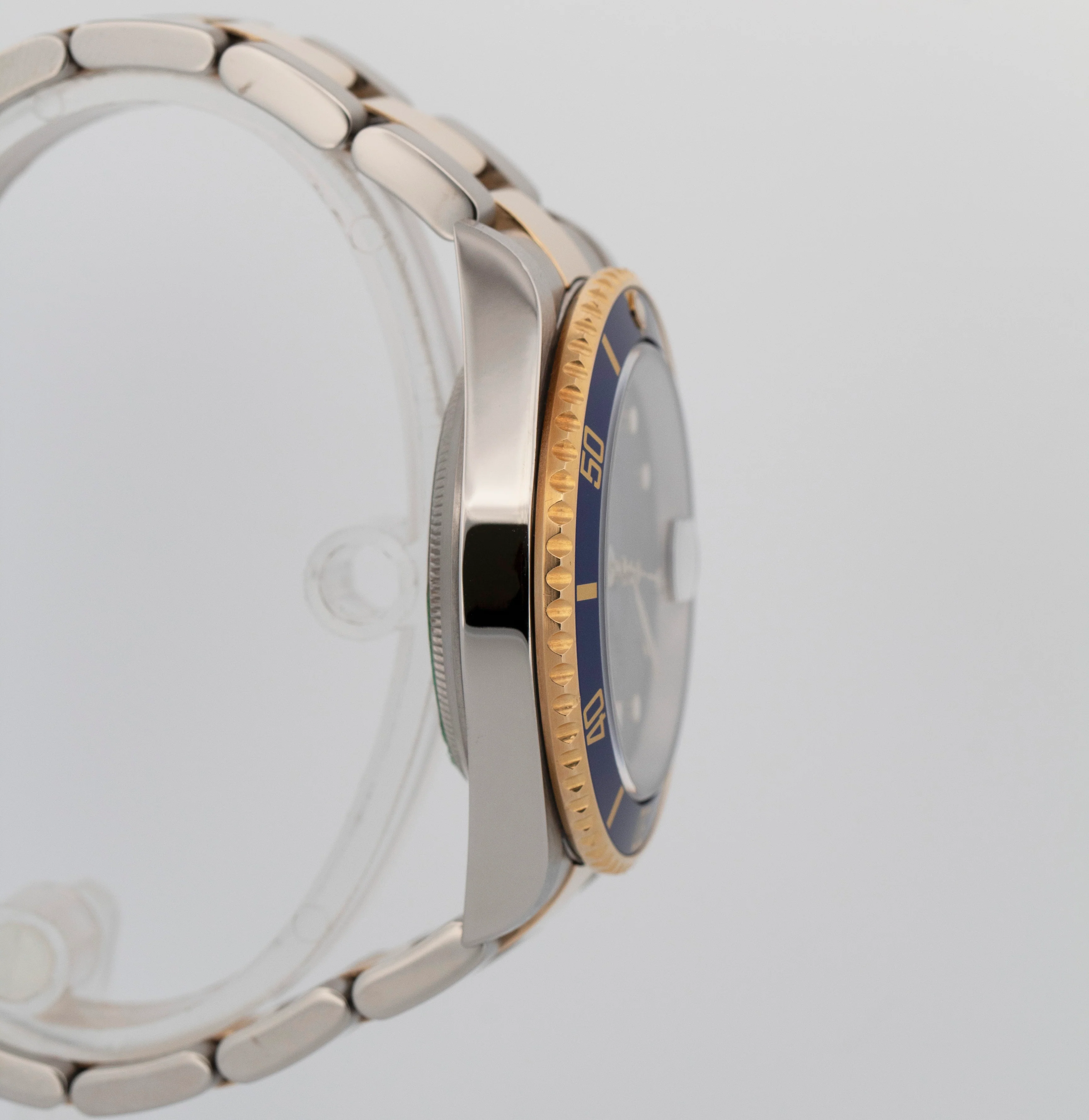 Rolex Submariner Date 40mm BLUE 18K Gold No-Holes GOLD BUCKLE Steel 16613 Watch - Image 4