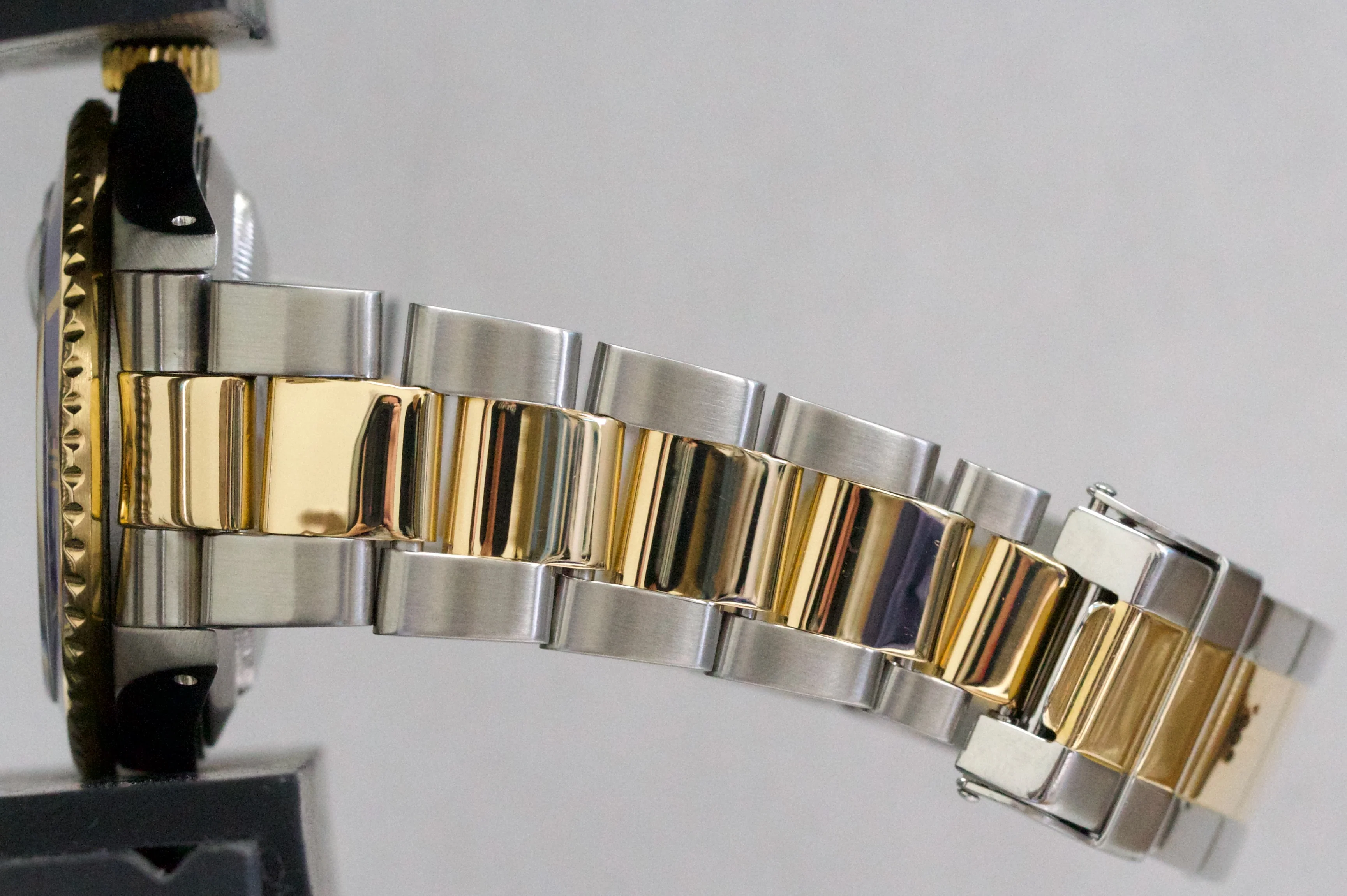 Rolex Submariner Date BLUE 40mm 18K GOLD BUCKLE Stainless Steel 16613 Watch - Image 10